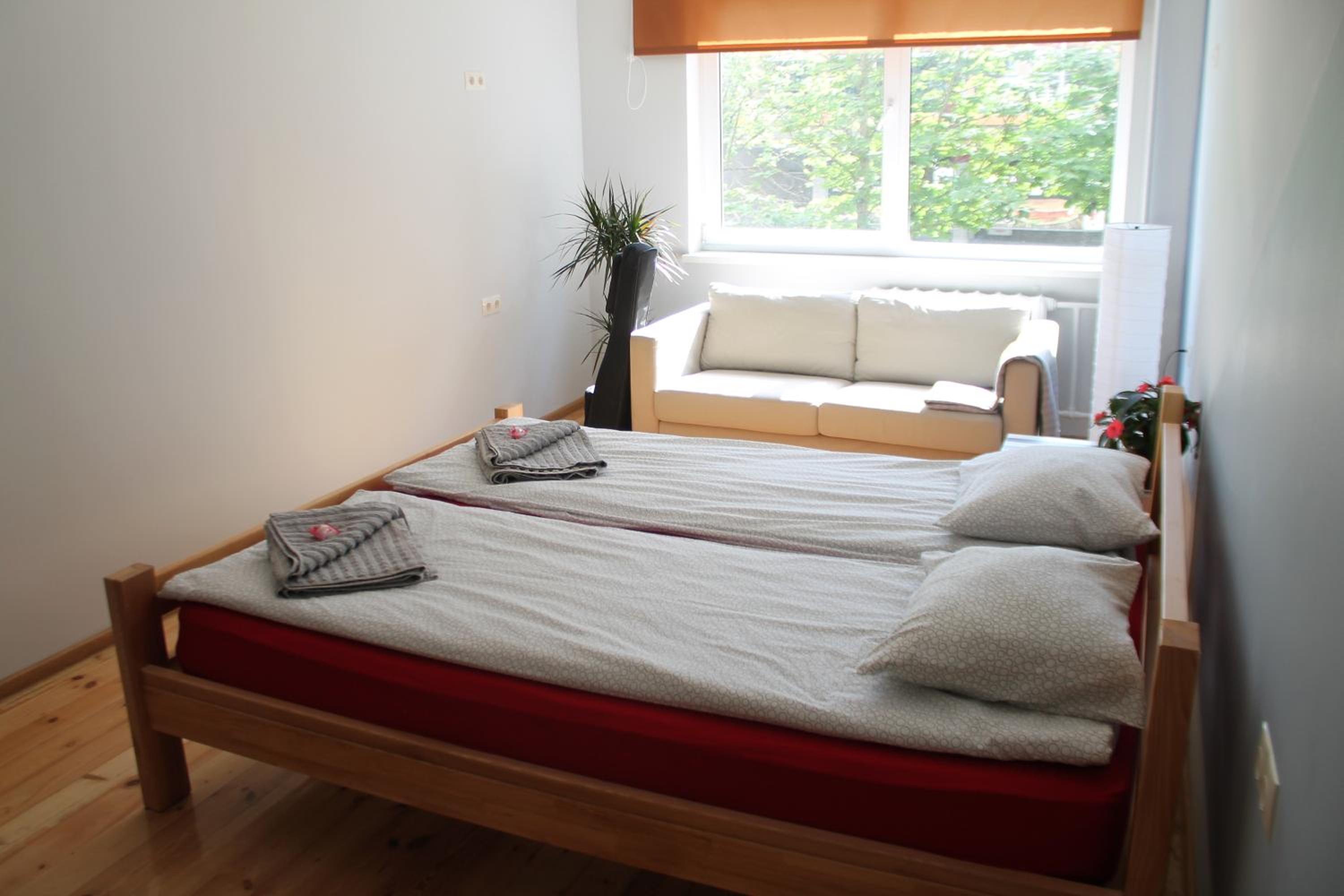 Budget Twin Room - Photo 2