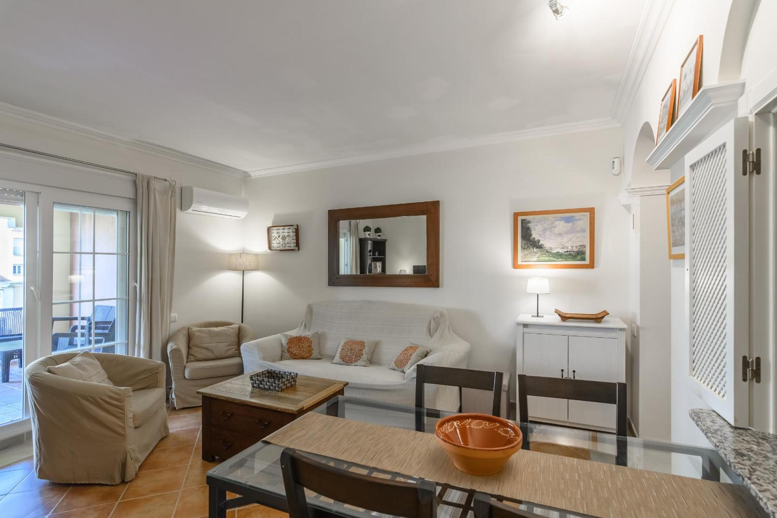 Apartamento con vista al jardín