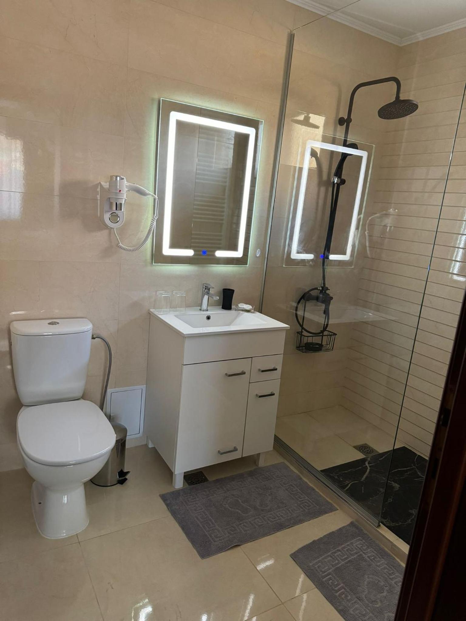 Superior Apartment photo 3