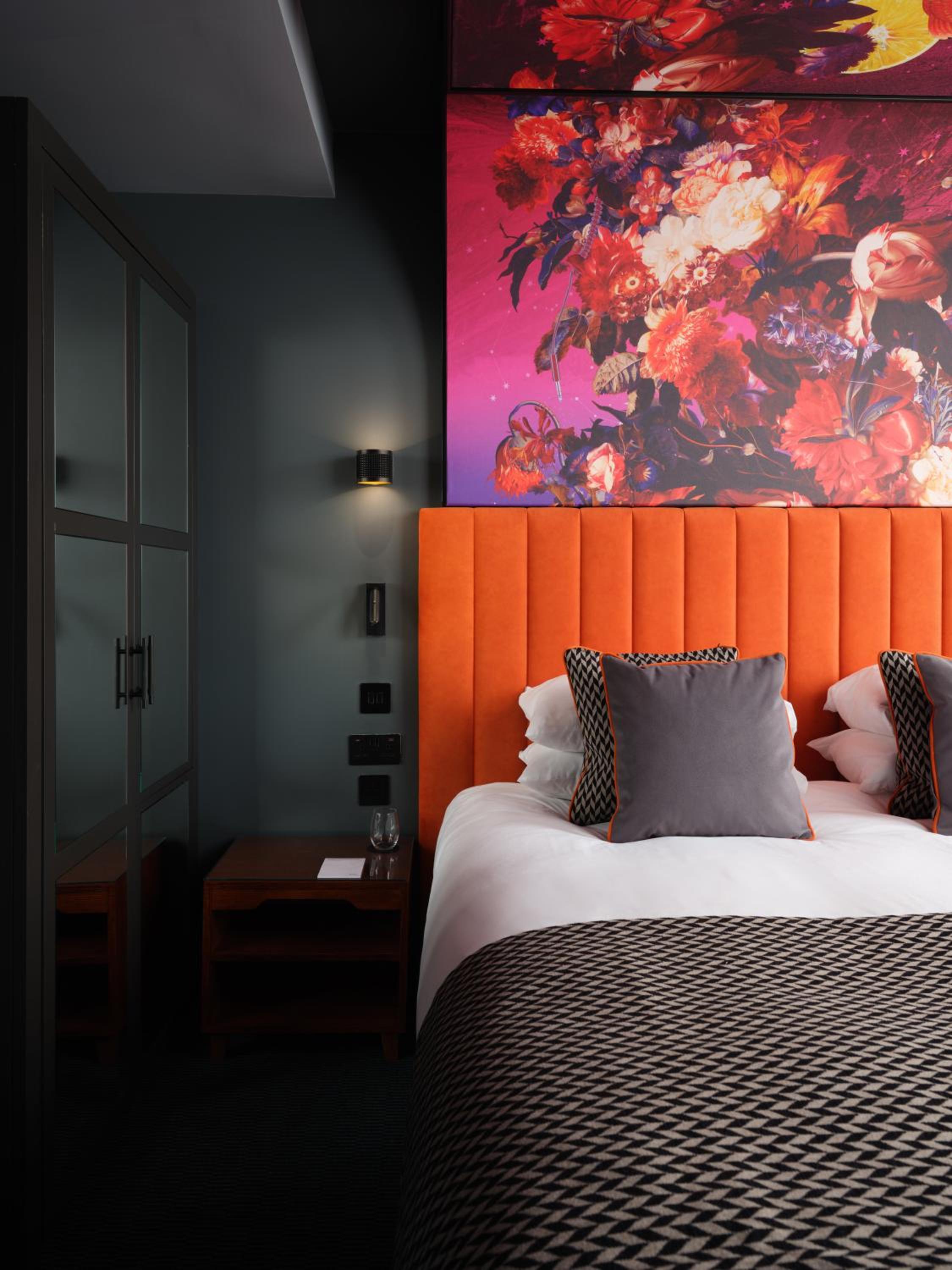 Standard Double Room - Photo 2