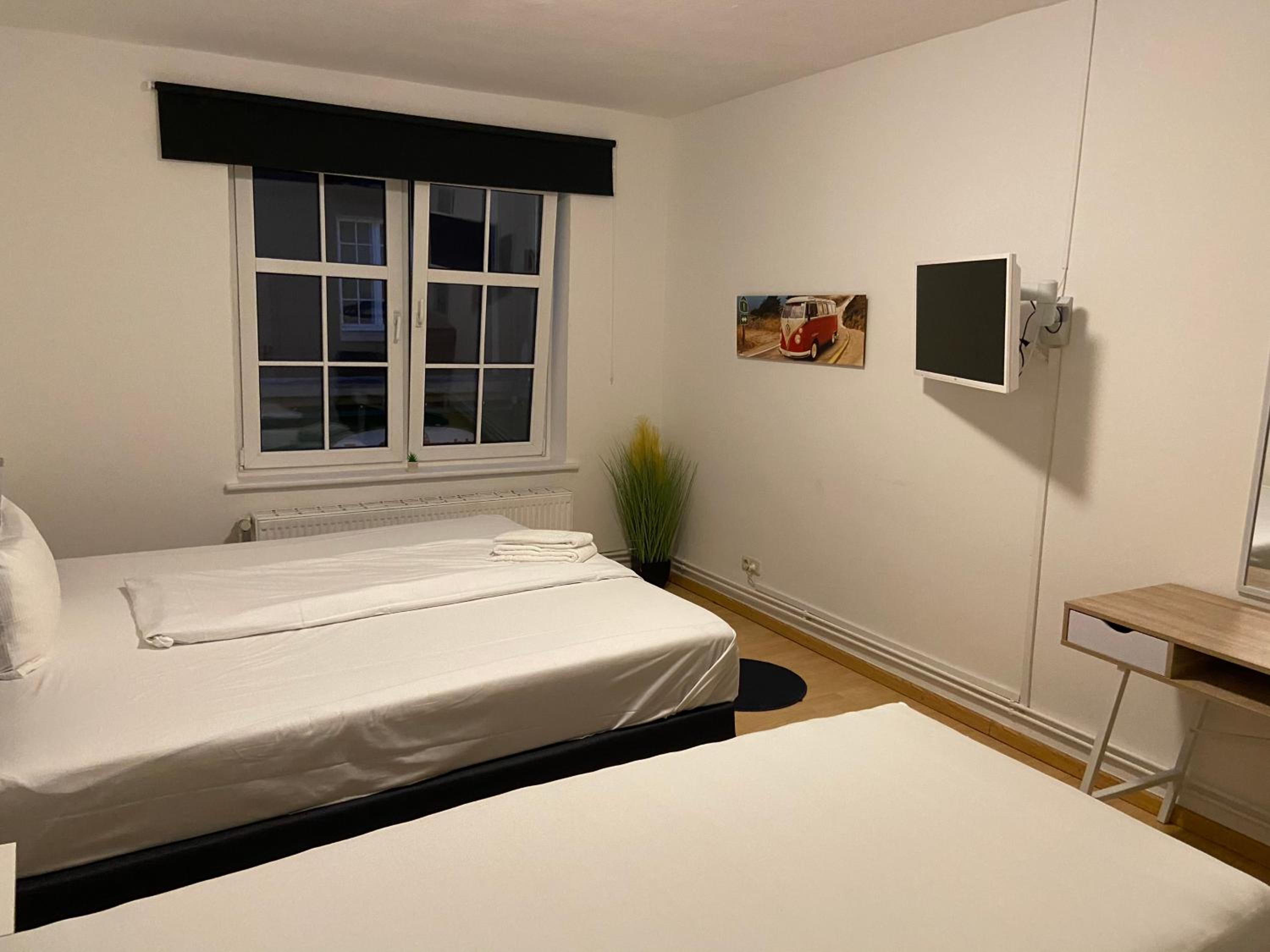 Standard Double Room with Shared Bathroom photo 1