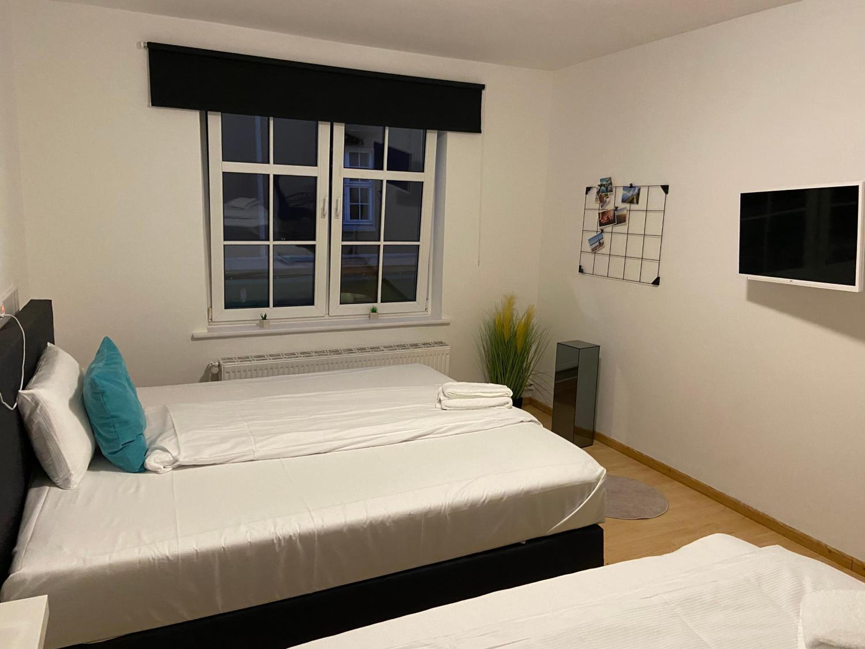 Standard Double Room with Shared Bathroom photo 2