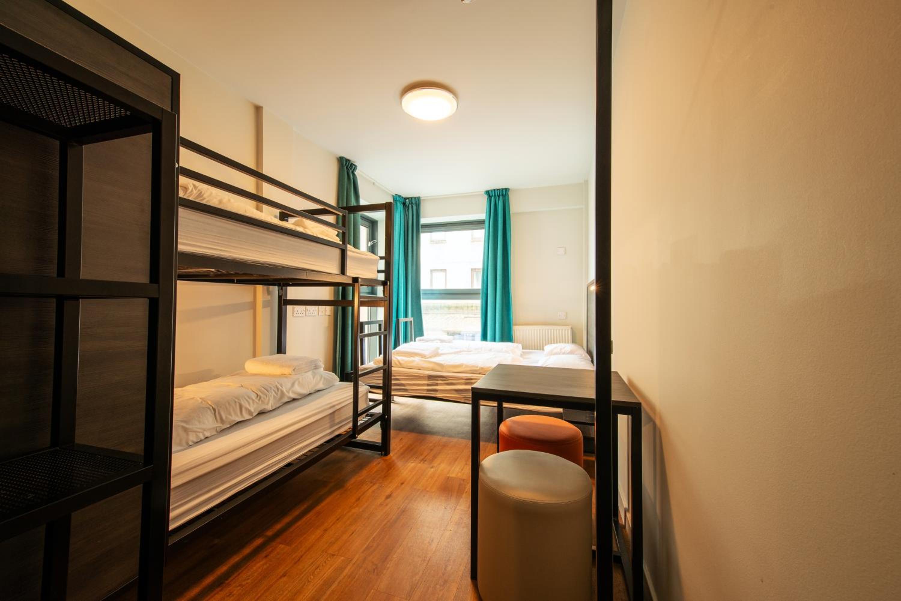 Quadruple Room - Photo 3
