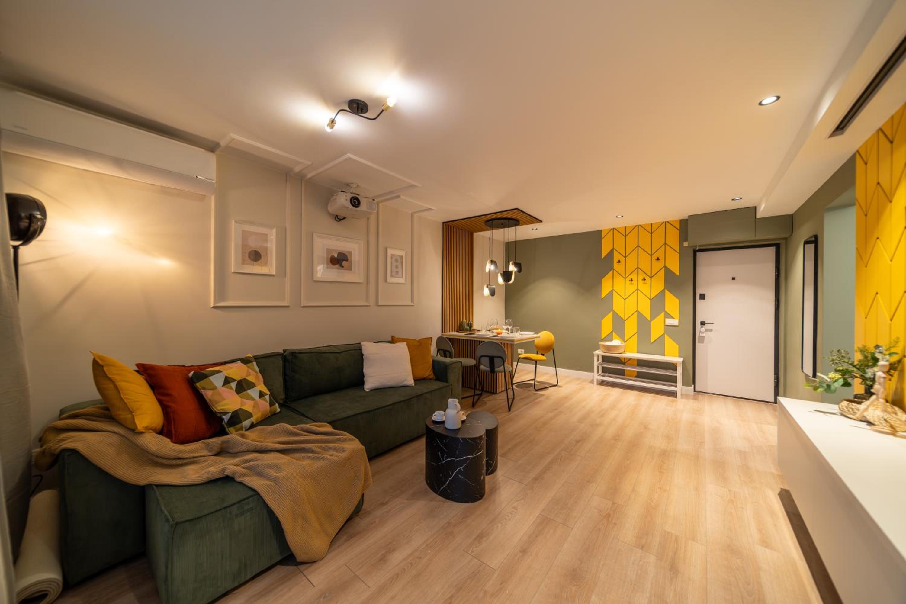 One-Bedroom Apartment