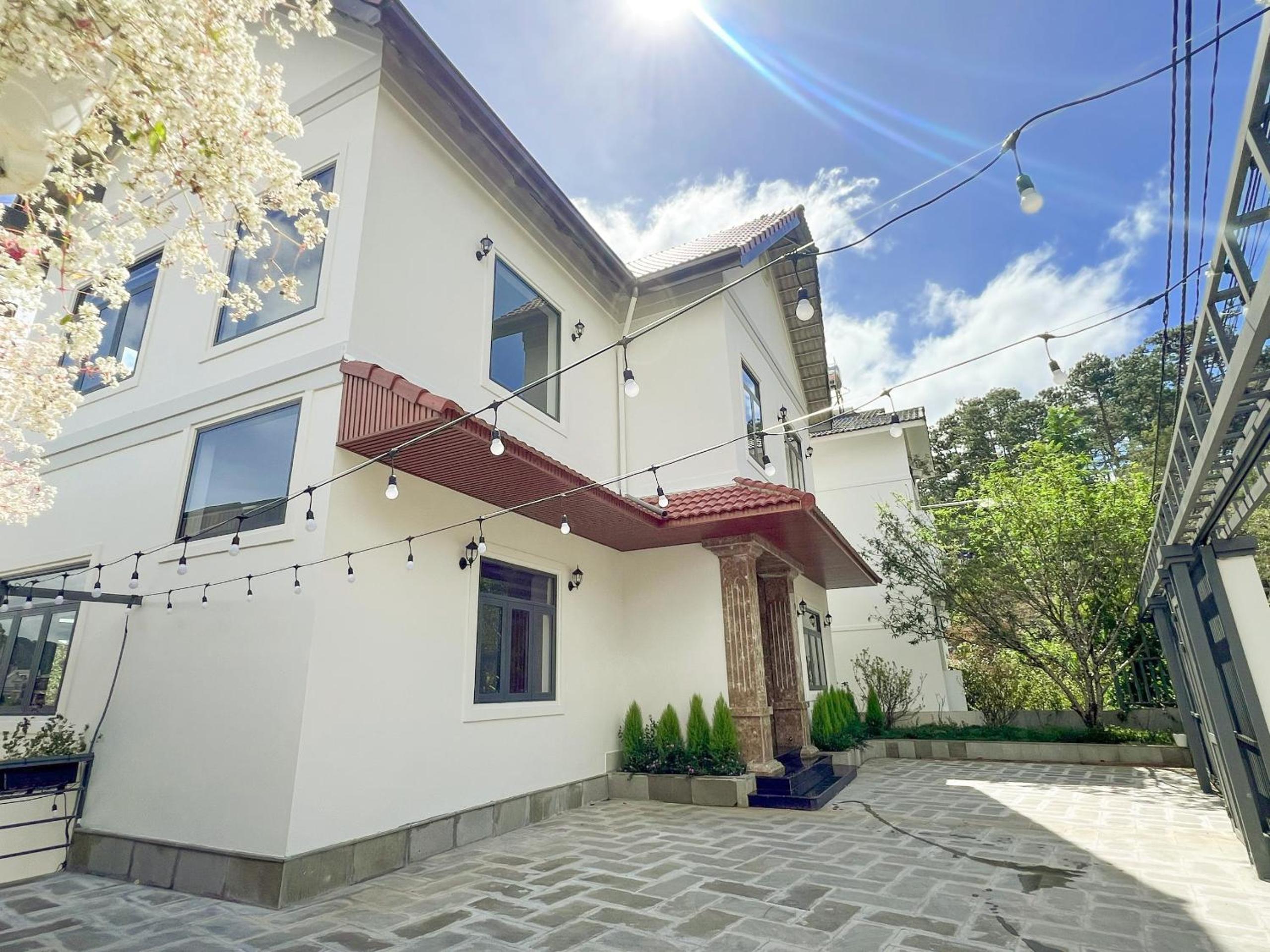 Villa photo 3