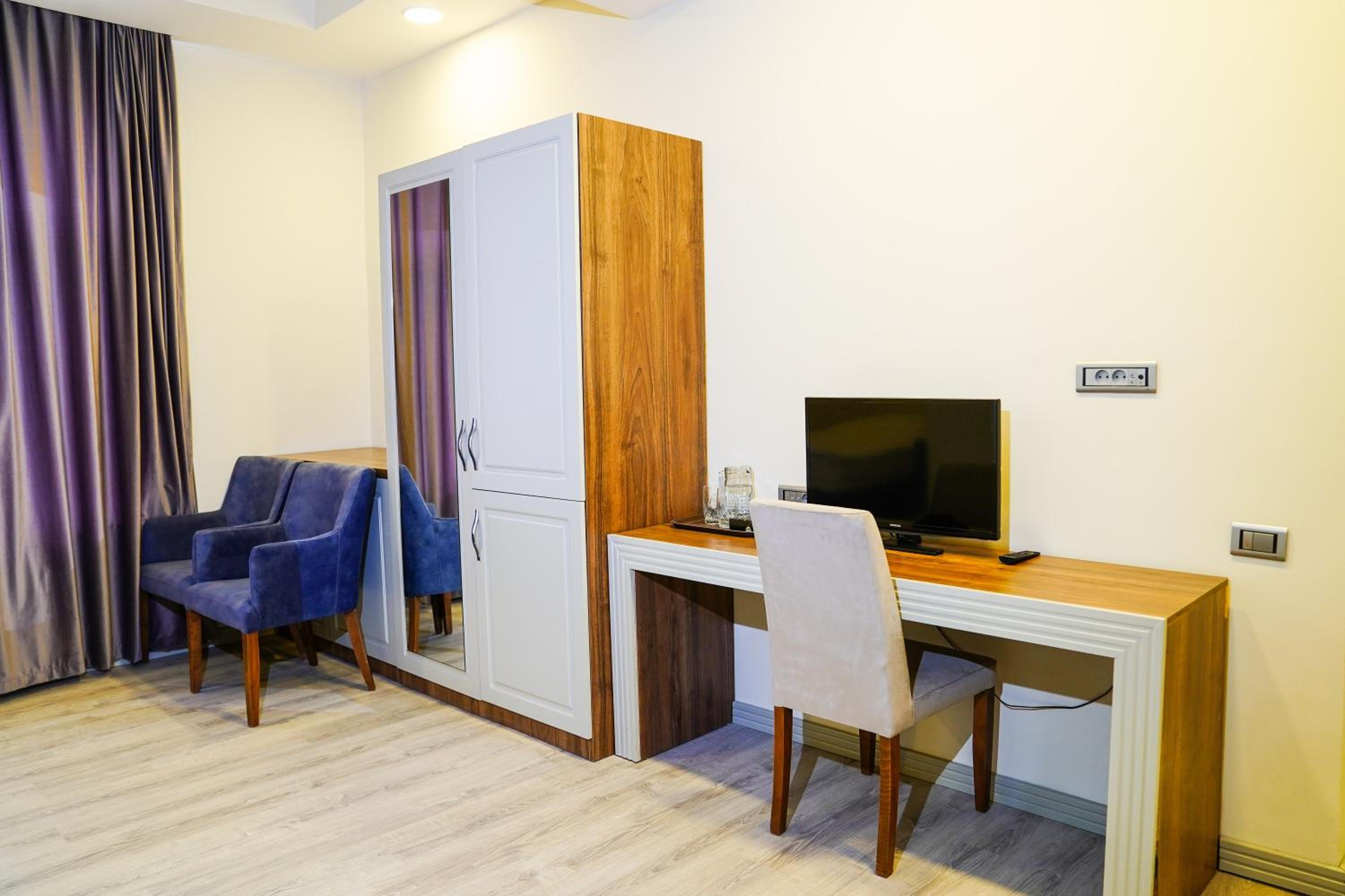 Single Room photo 3
