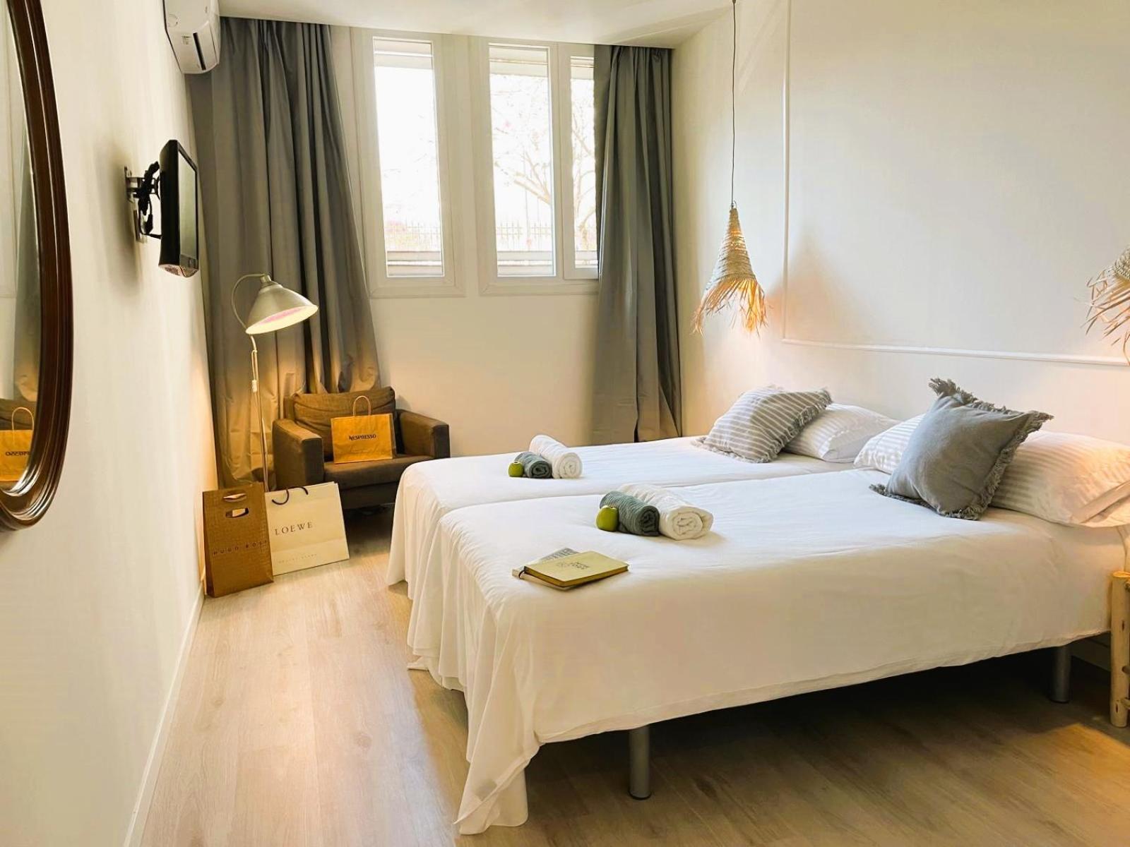 Twin Room with Bathroom