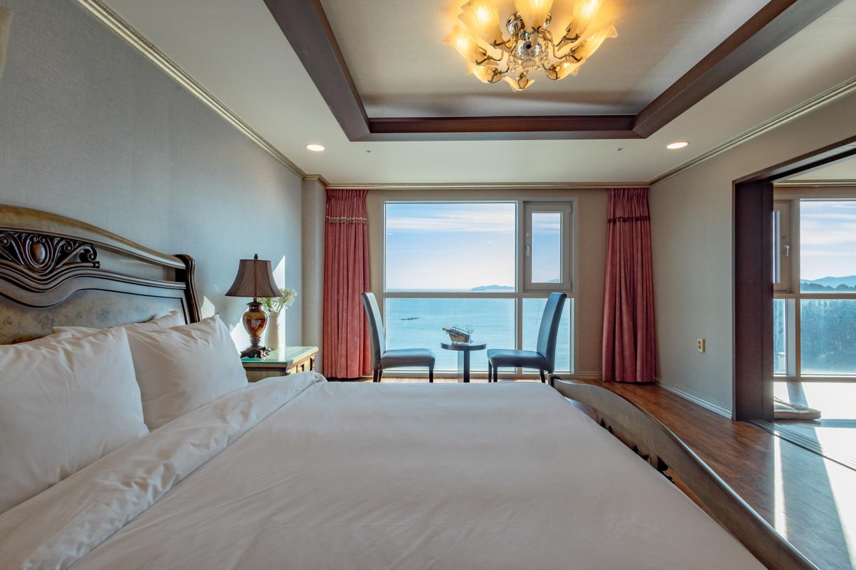 Executive Double Suite photo 3