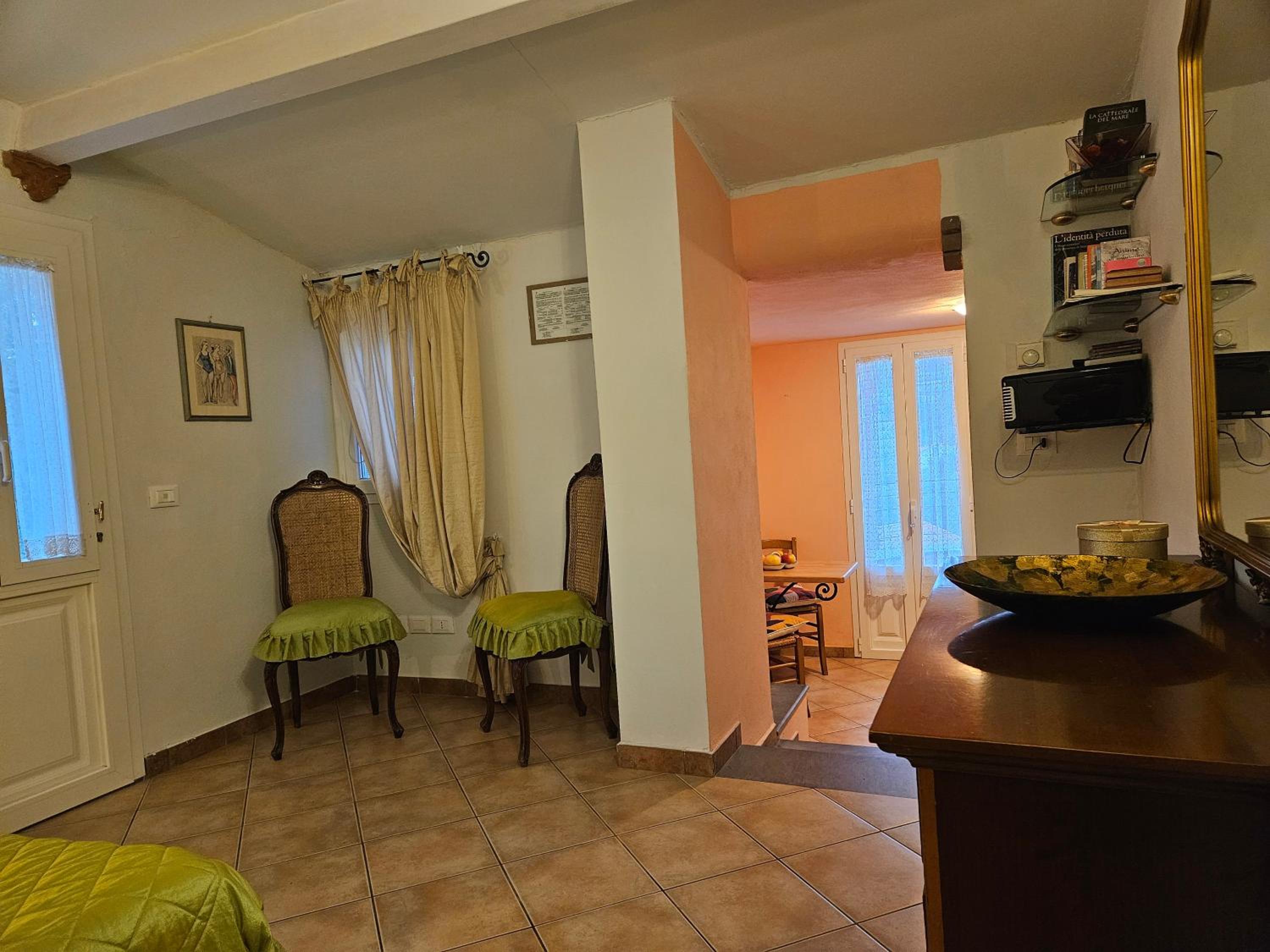 One-Bedroom House photo 2