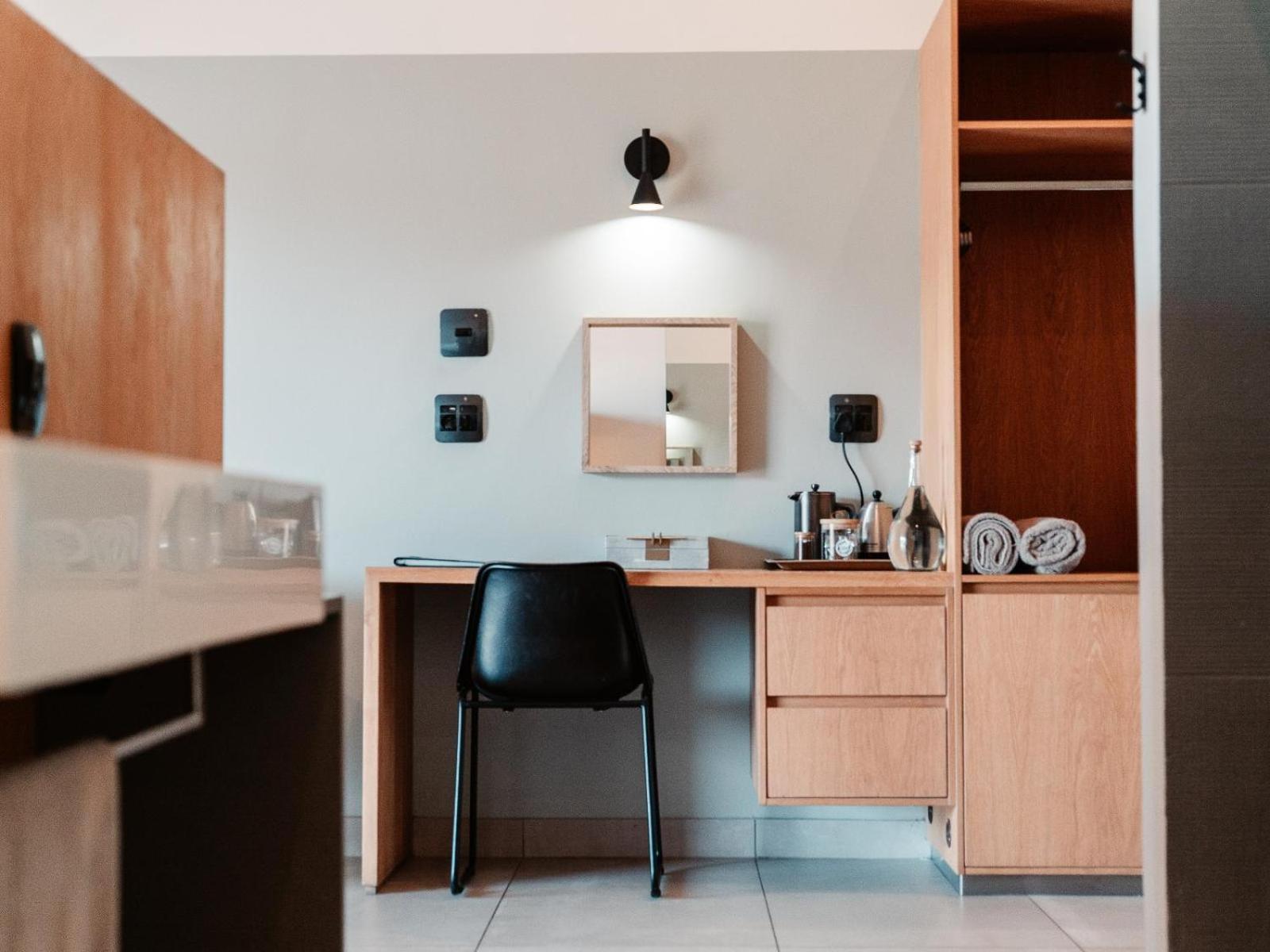 Junior Suite with Mountain View - Photo 8