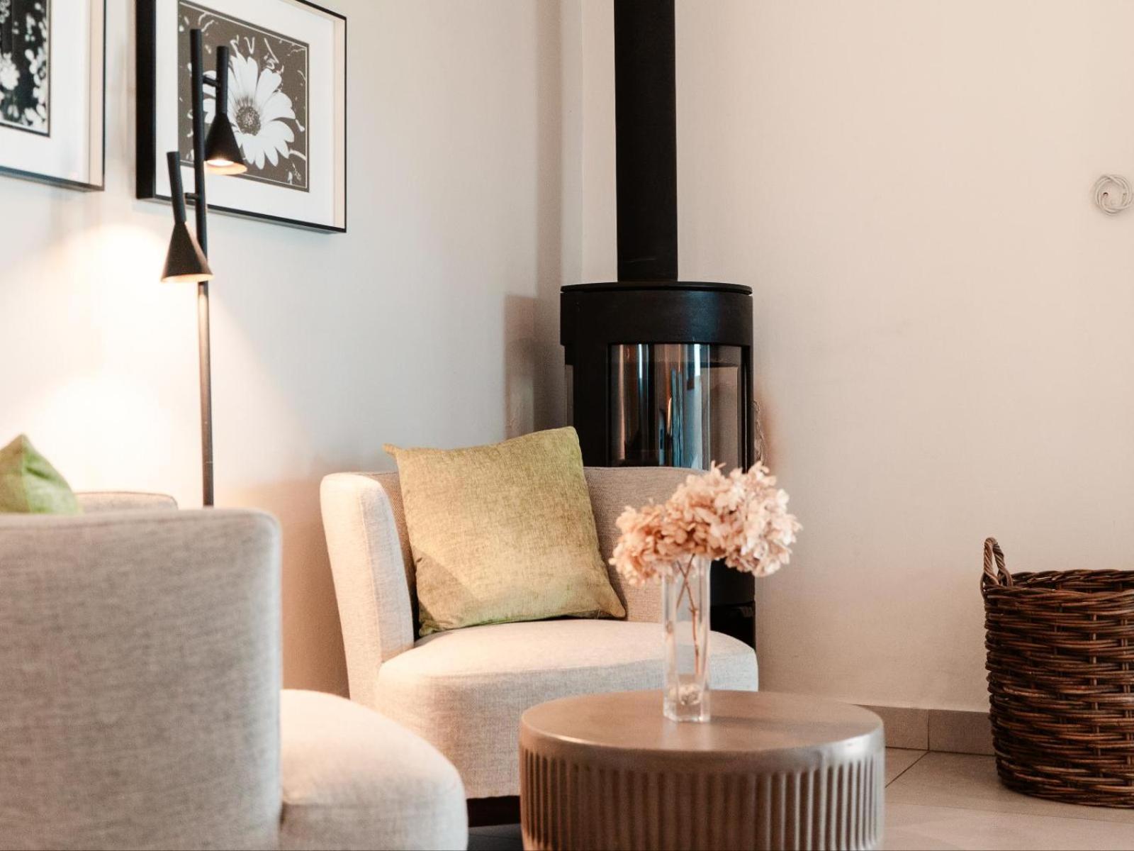 Superior Suite - Photo 7