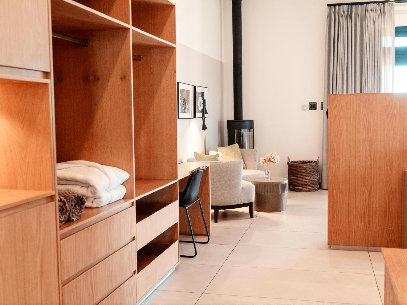 Superior Suite - Photo 10