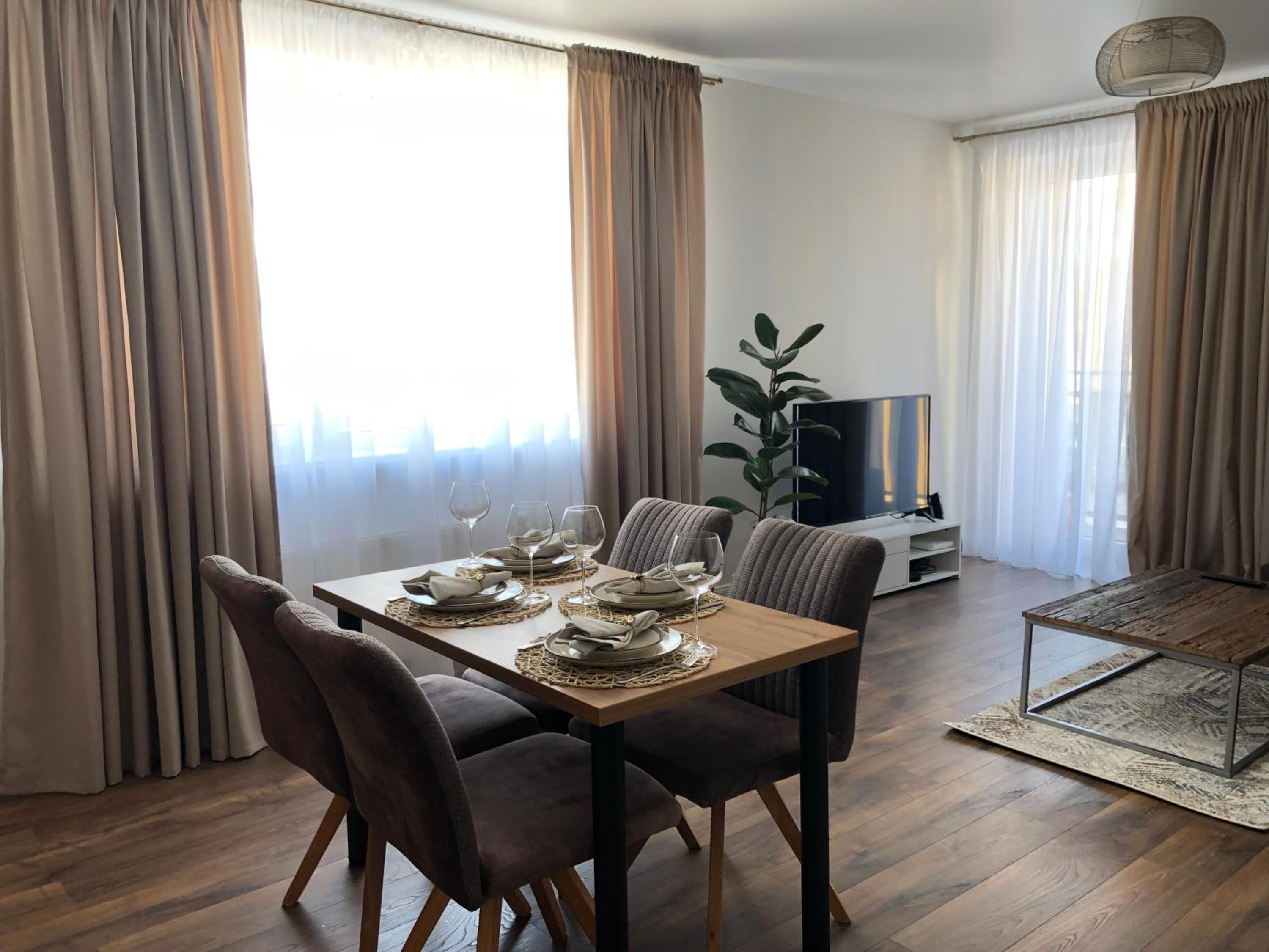 One-Bedroom Apartment - Photo 16