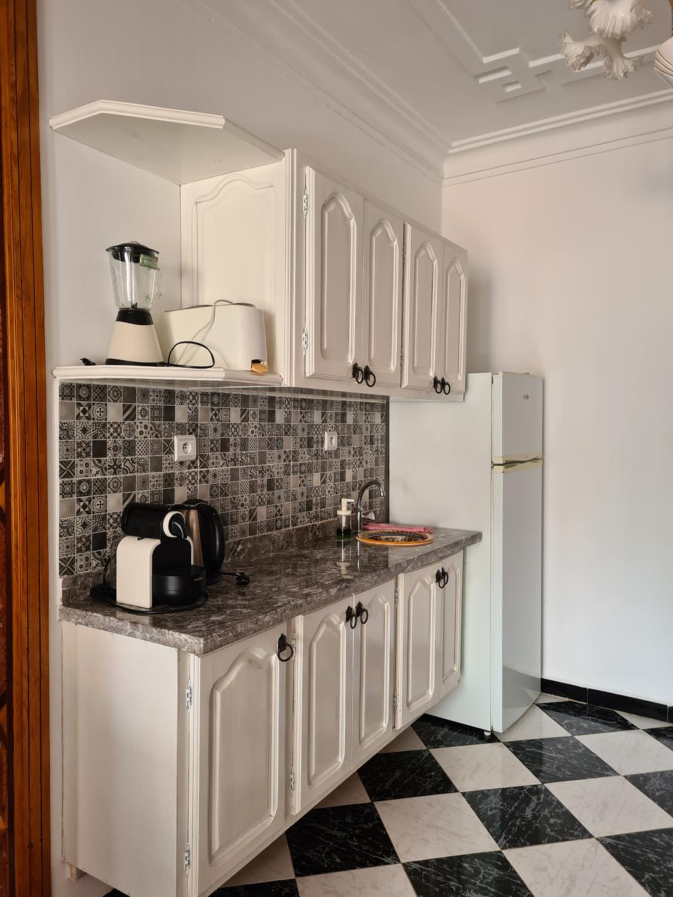 Apartment with Mountain View - Photo 46