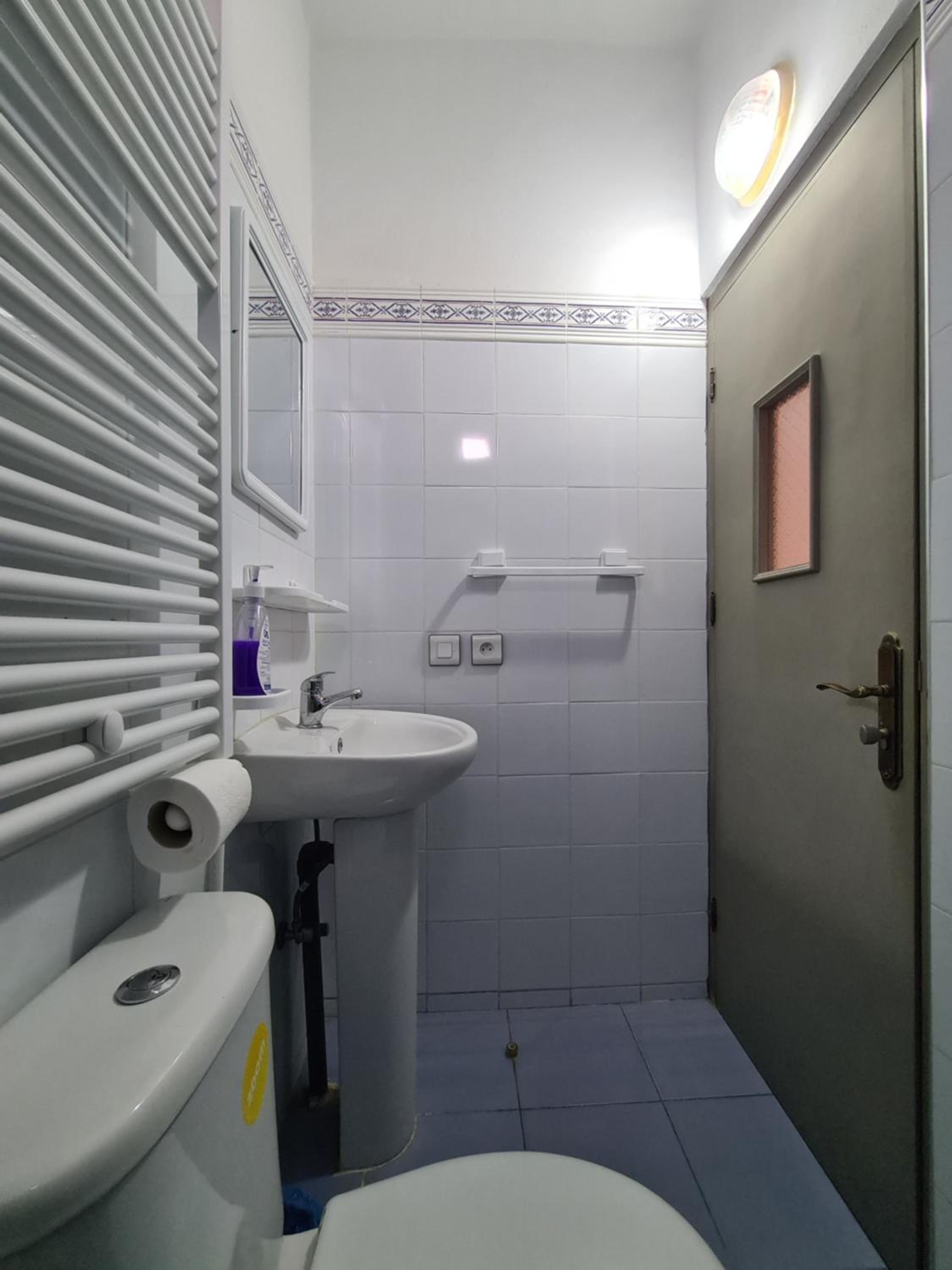 Double Room - Photo 2