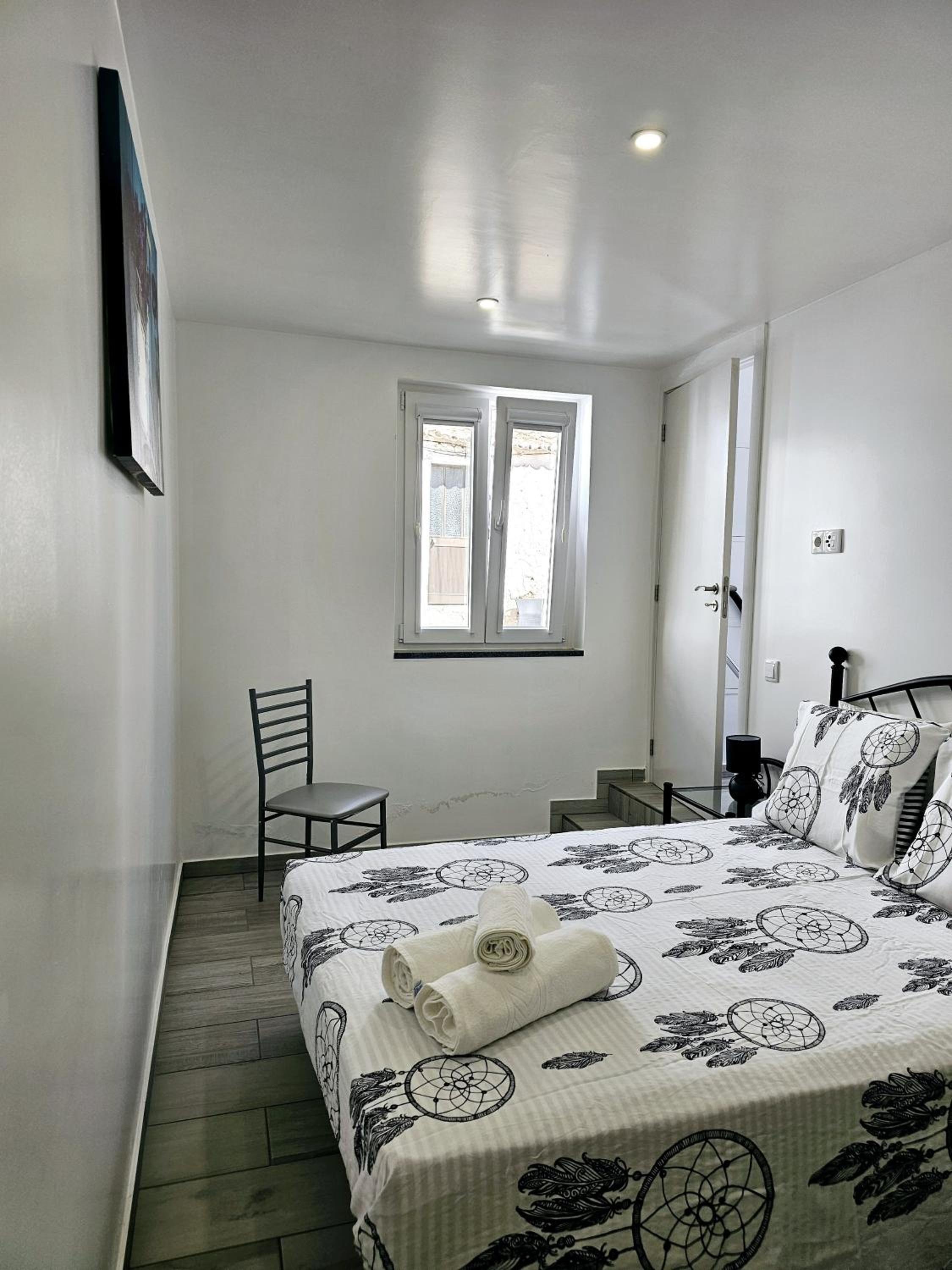 One-Bedroom House photo 1