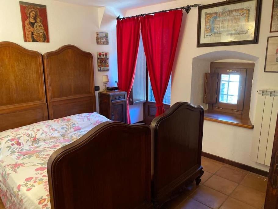Four-Bedroom House photo 1