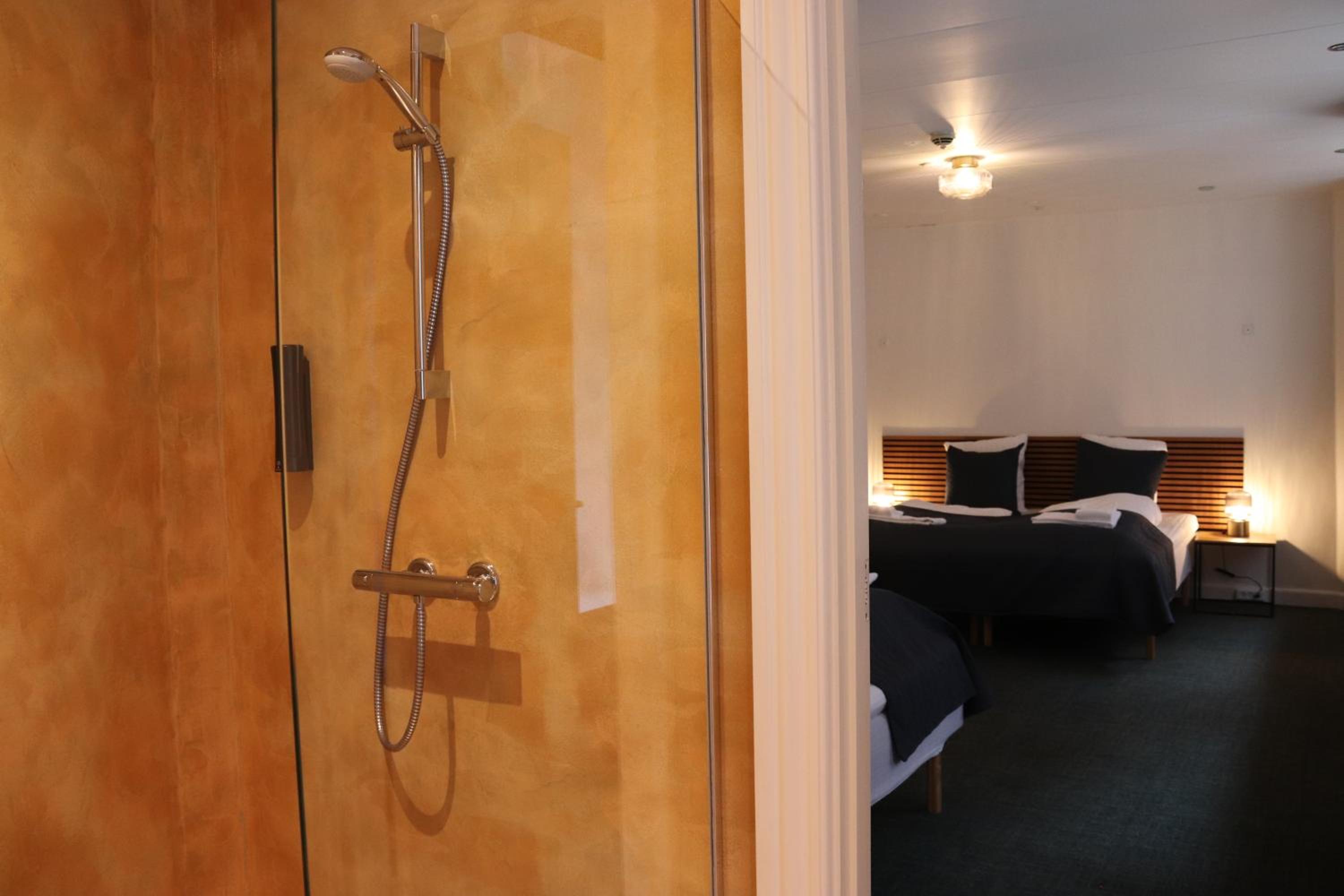 Double Room - Photo 4