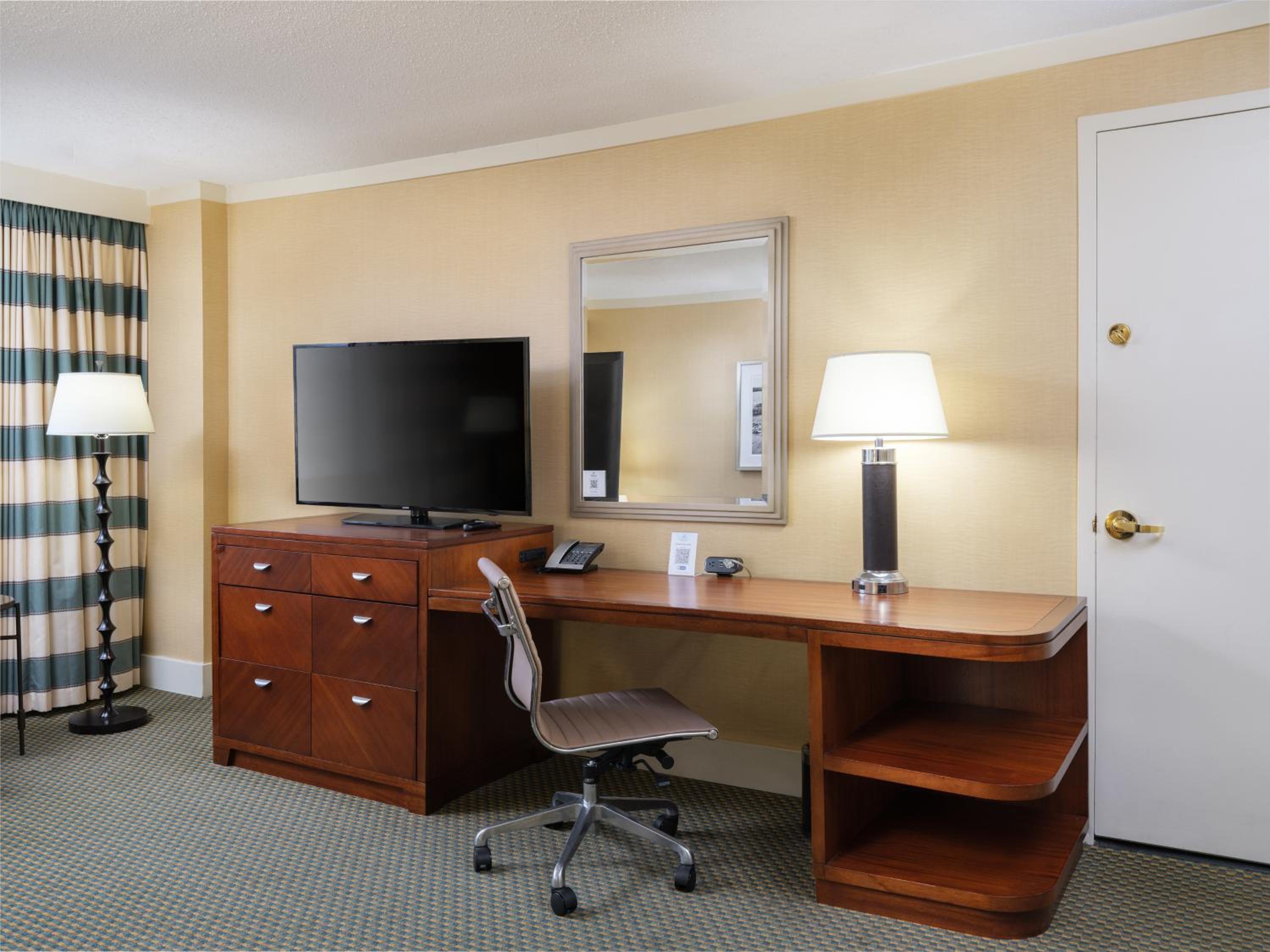 Double Room With Two Double Beds - Photo 3