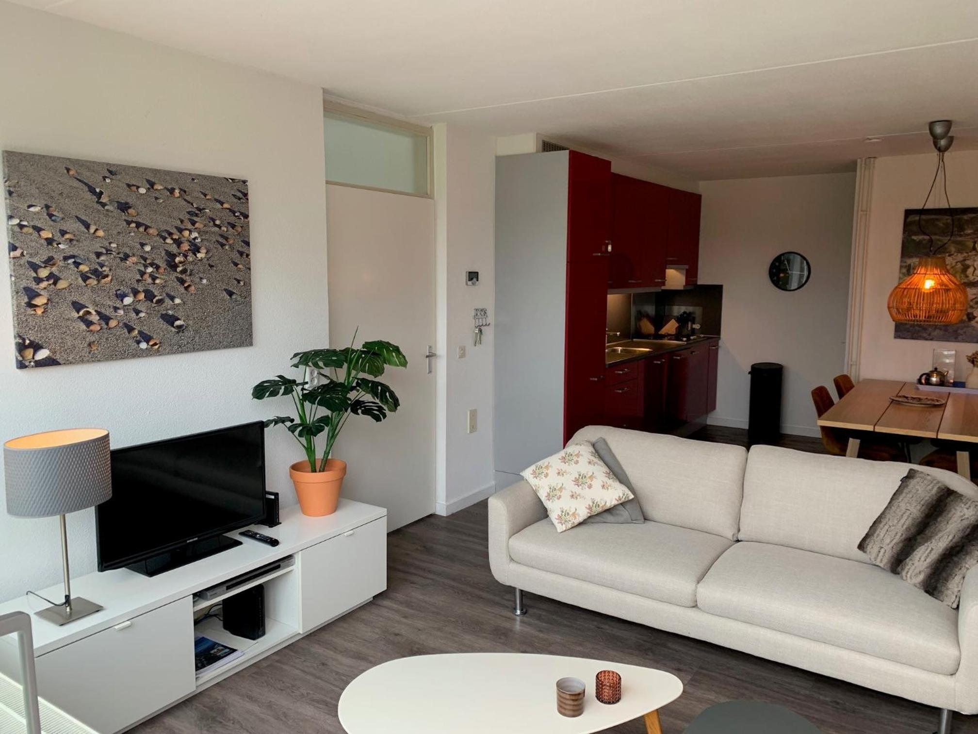 Three-Bedroom House photo 1