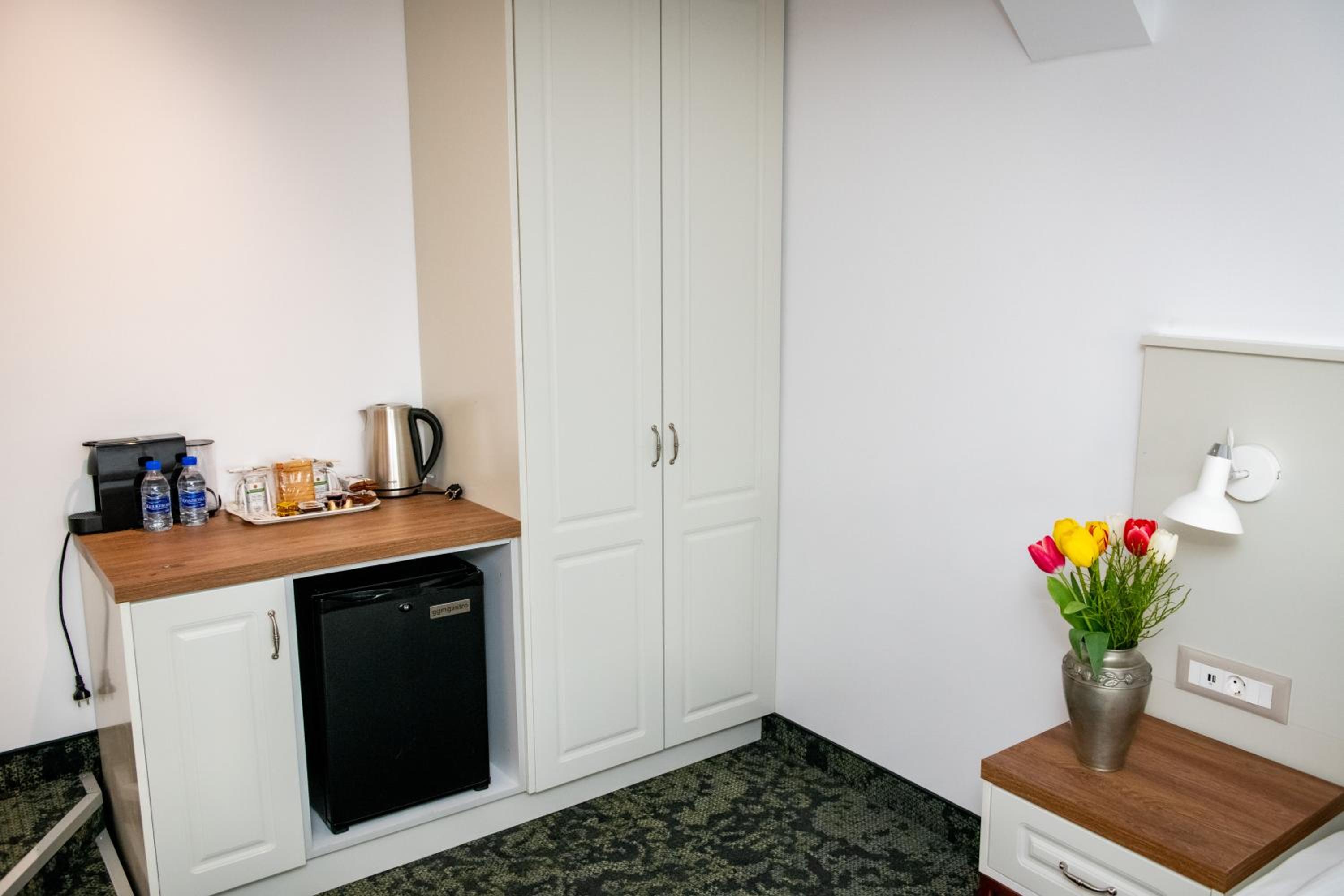 Comfort Double or Twin Room - Attic Floor photo 2