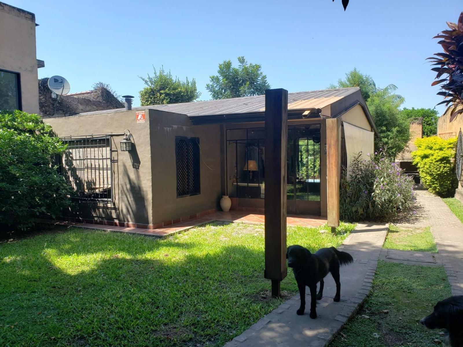 Three-Bedroom House photo 3
