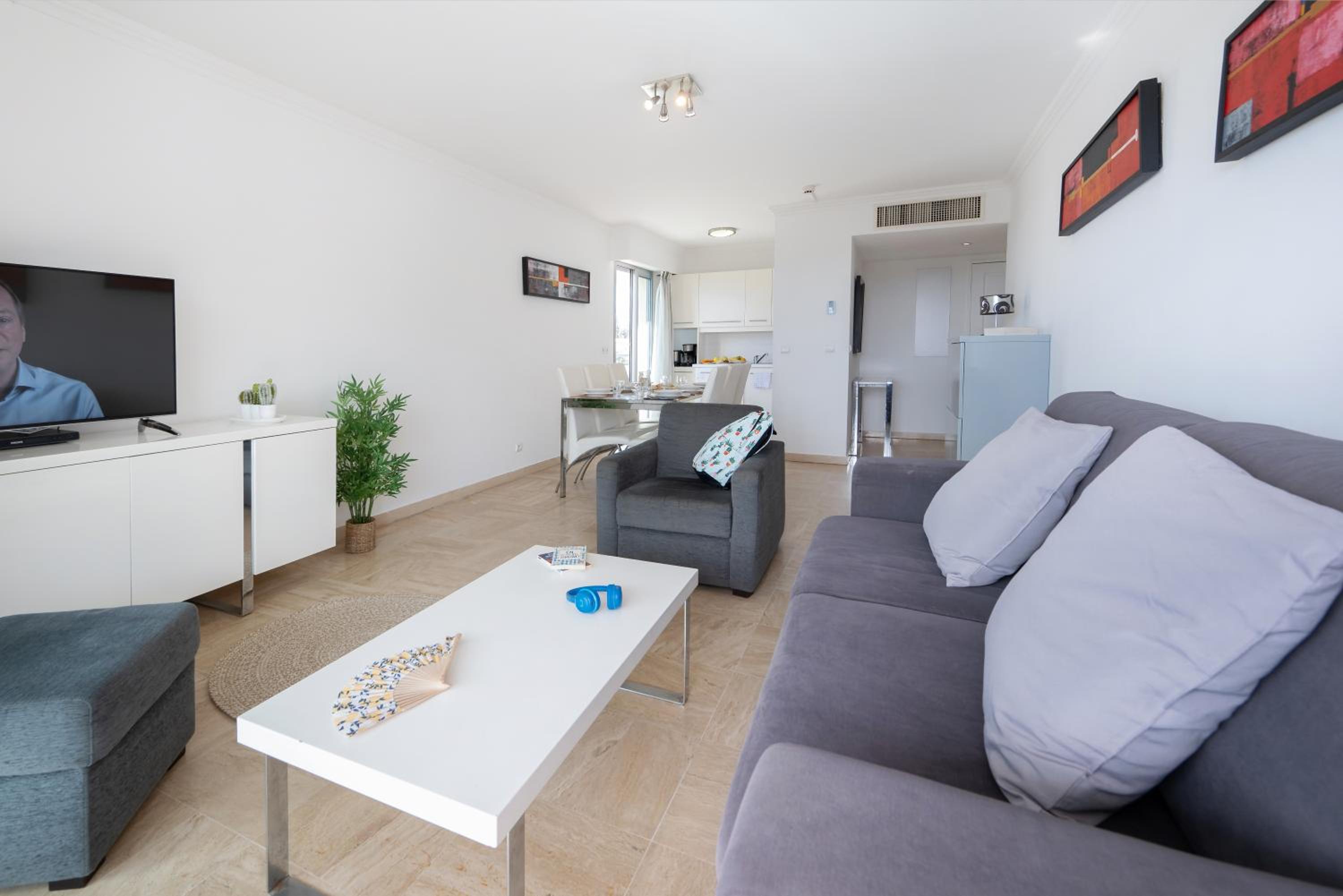 Two-Bedroom Apartment with Balcony and Sea View