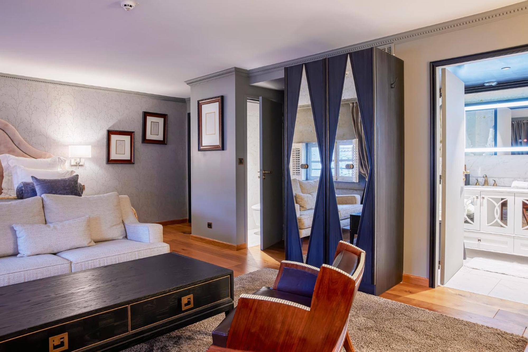 Junior Suite - Photo 1