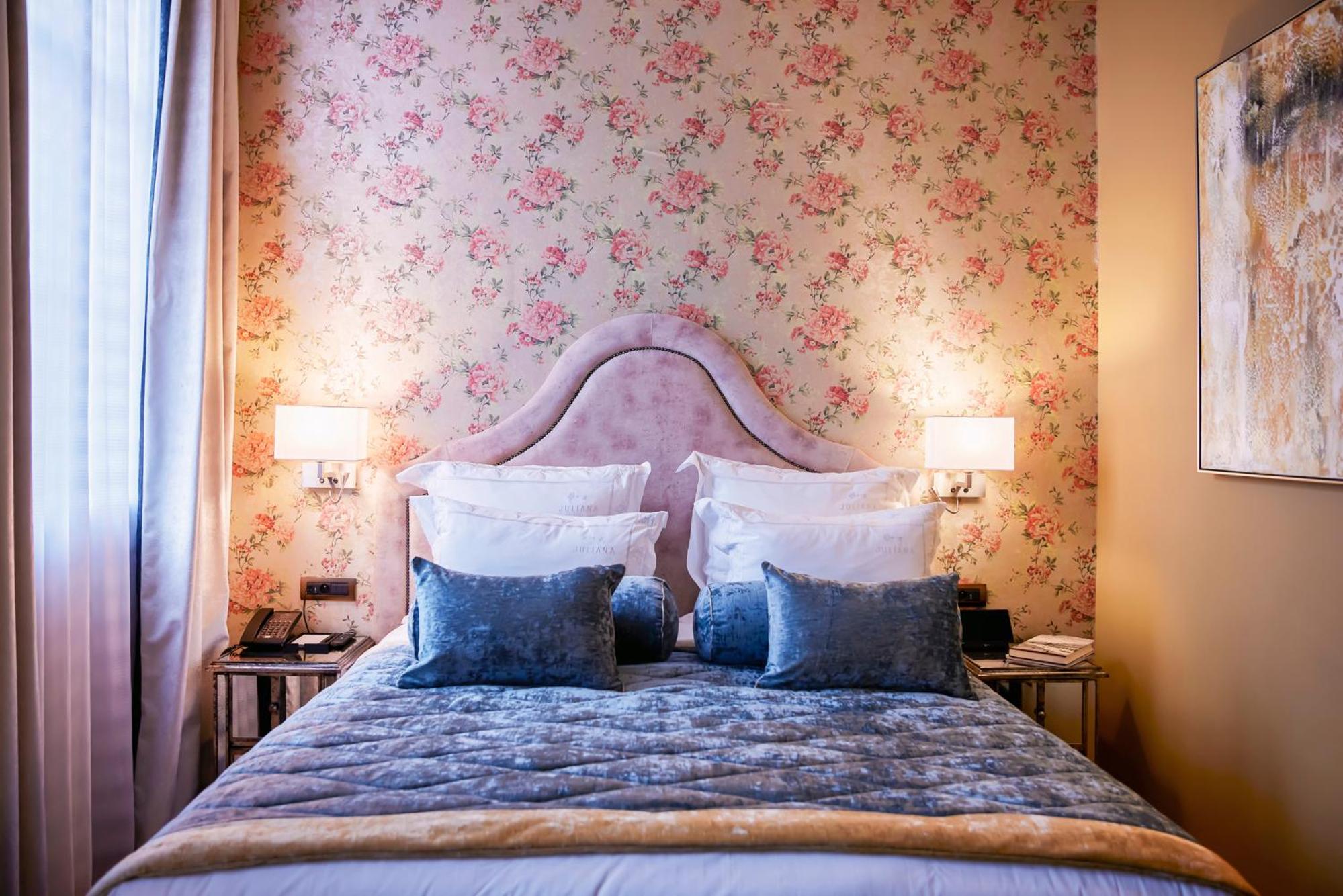 Premium Room - Photo 2