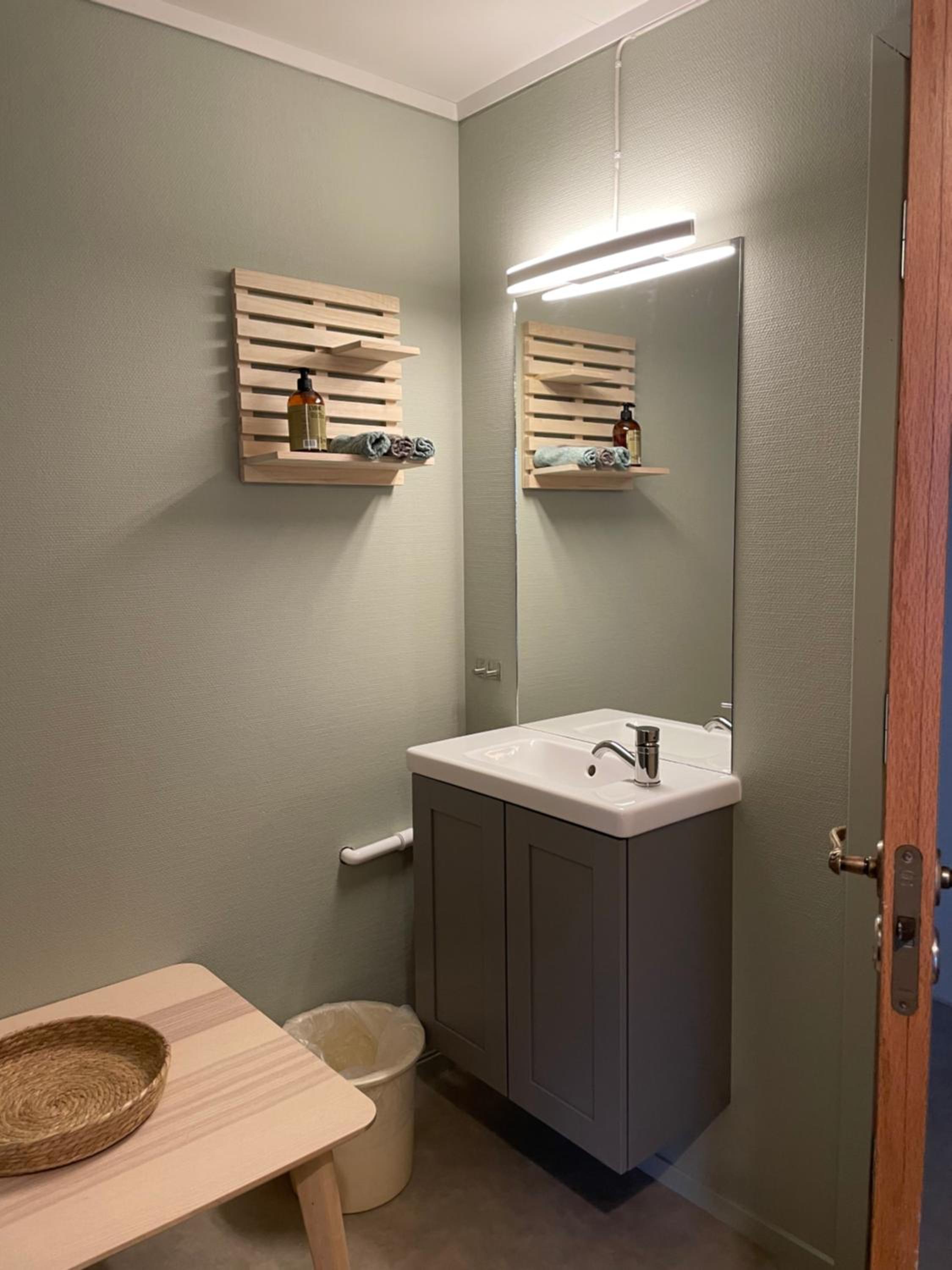 Double Room with Shared Bathroom photo 2