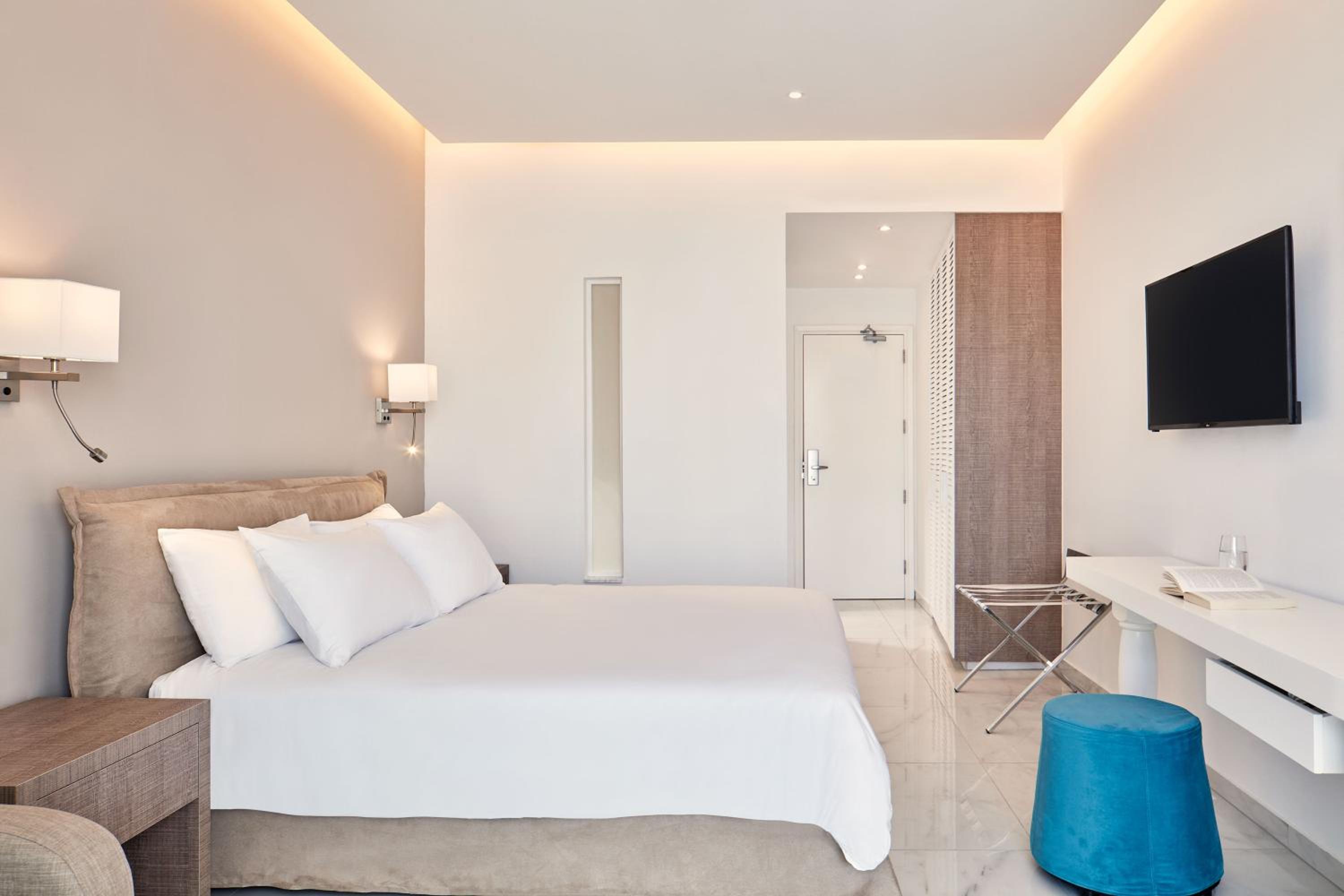 Superior Double Room Side Sea View photo 3