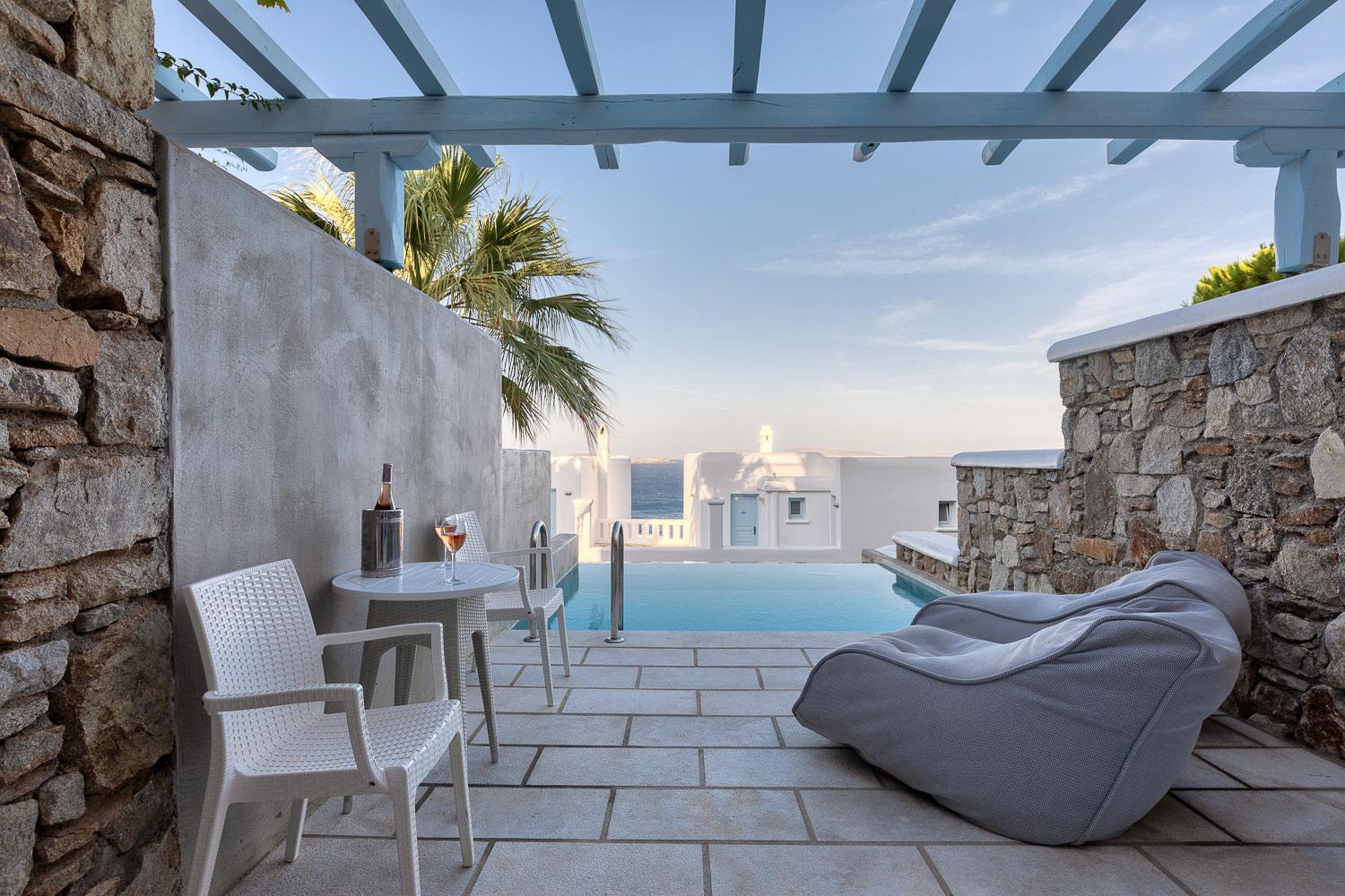 Premium Aegean Room with Private Pool and Garden View - Photo 5