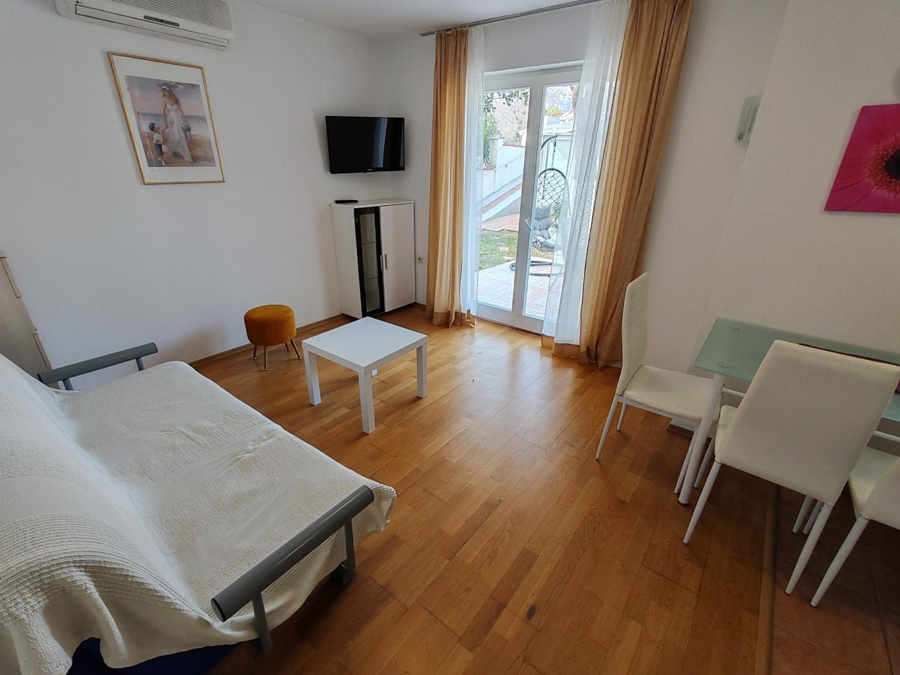 Apartment with Terrace