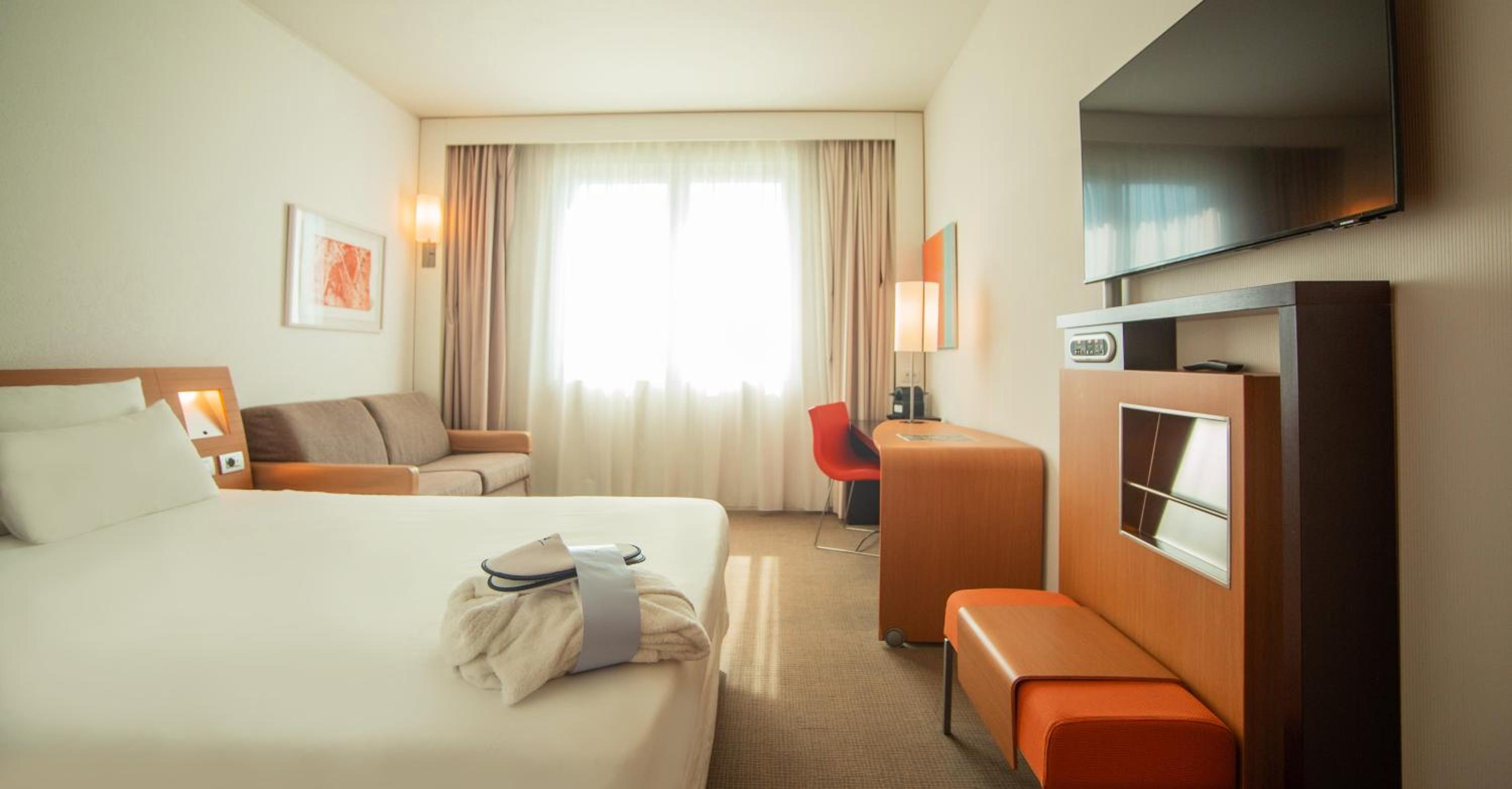 Executive Room with Sea View  - Photo 1