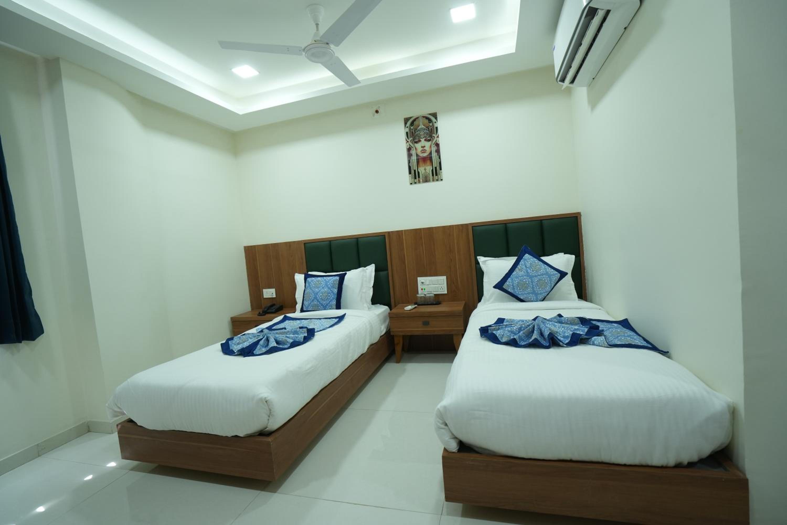 Deluxe Double or Twin Room - Photo 4