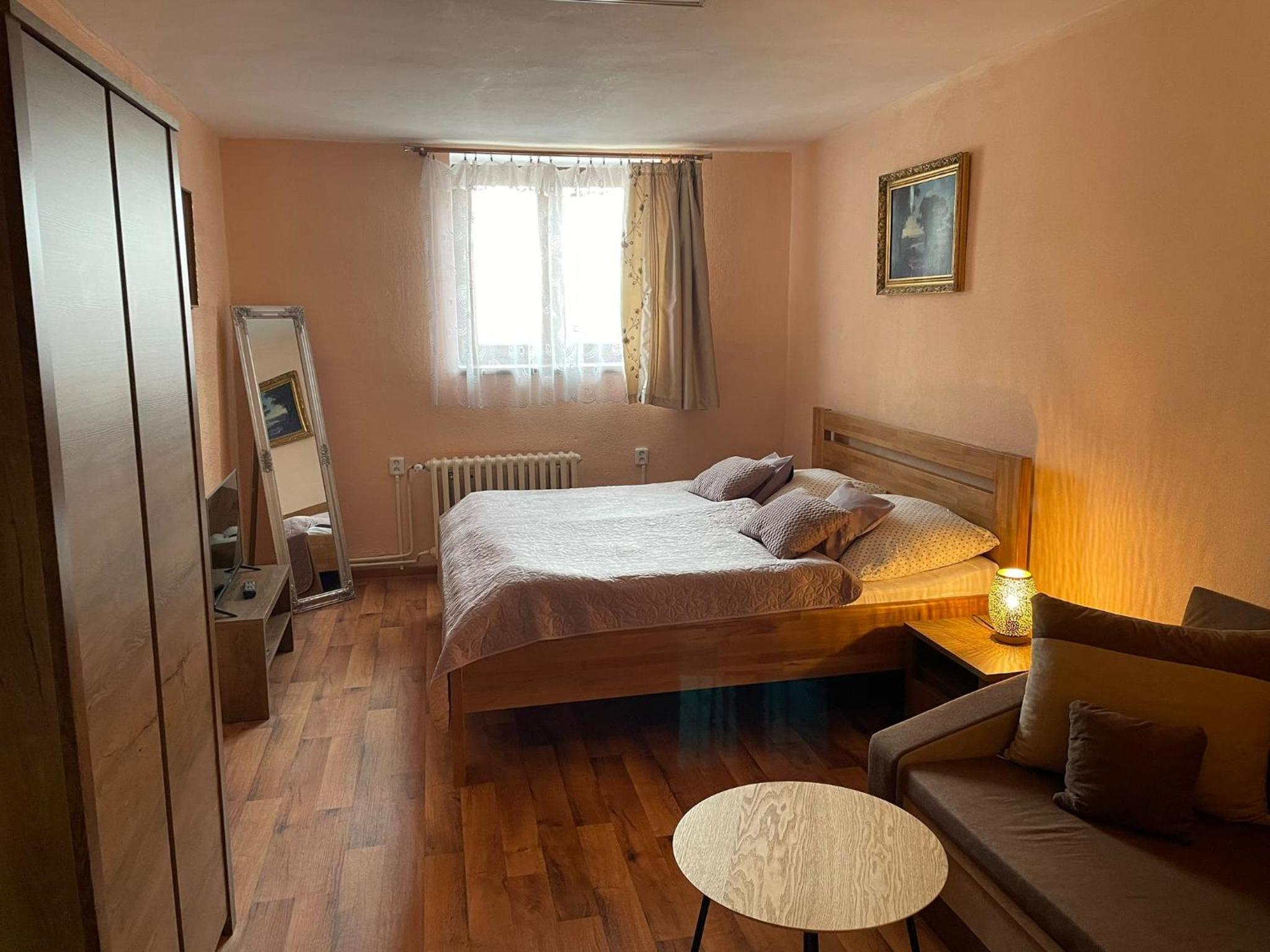 Deluxe Double Room with Extra Bed - Photo 1
