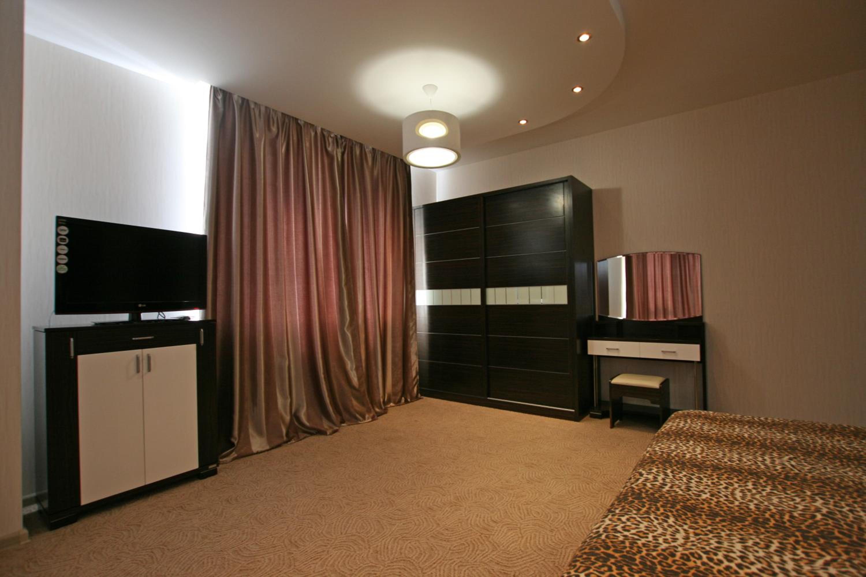 Large Double Room photo 1