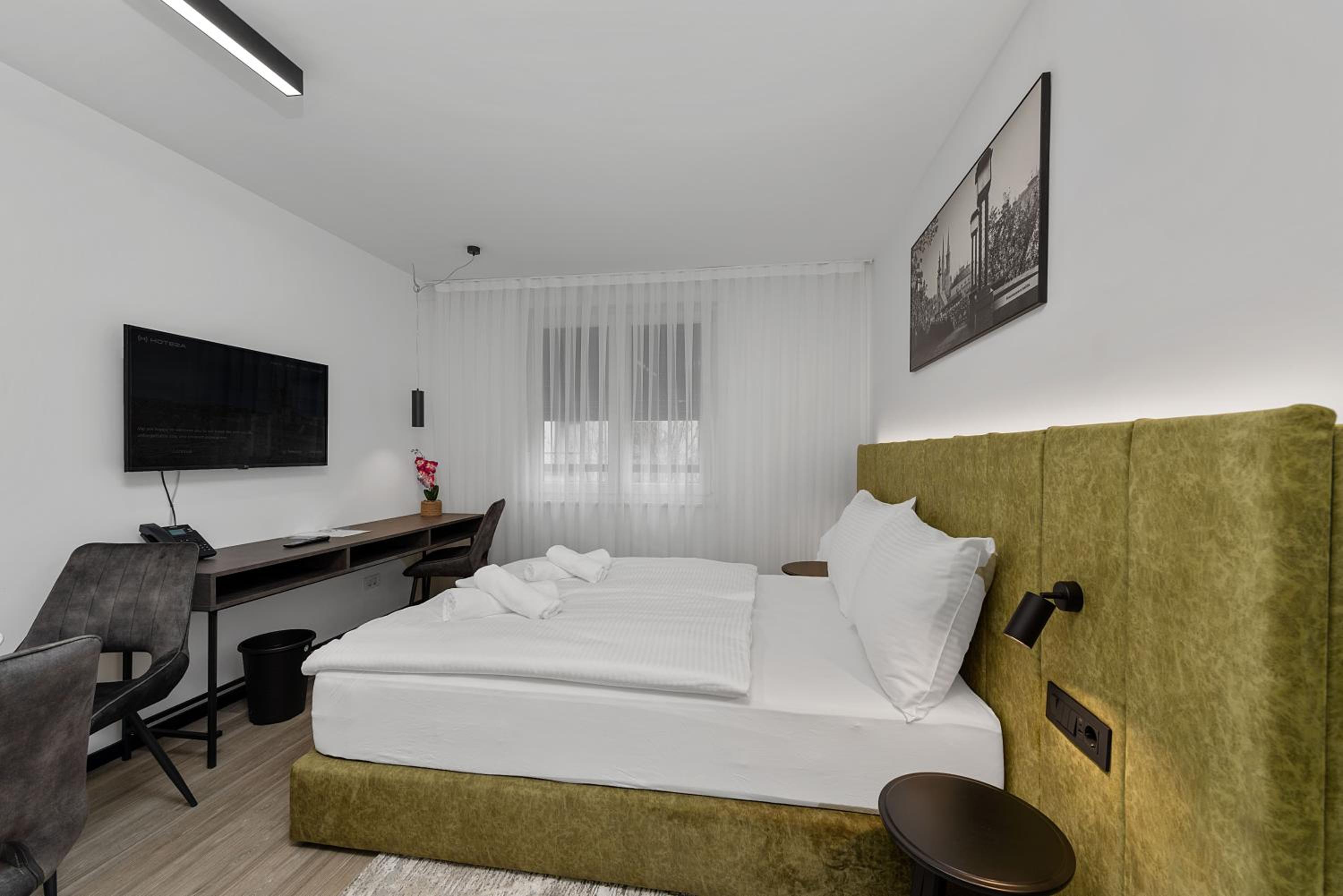 Studio Apartment