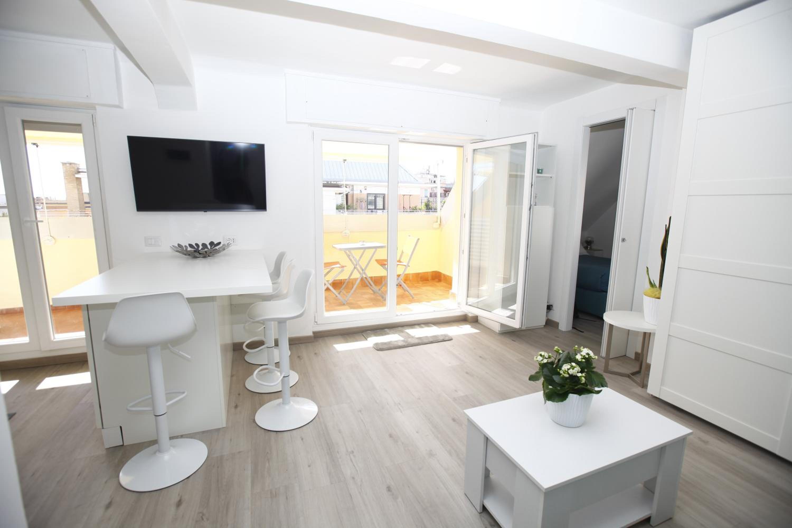 Superior One-Bedroom Apartment With Balcony