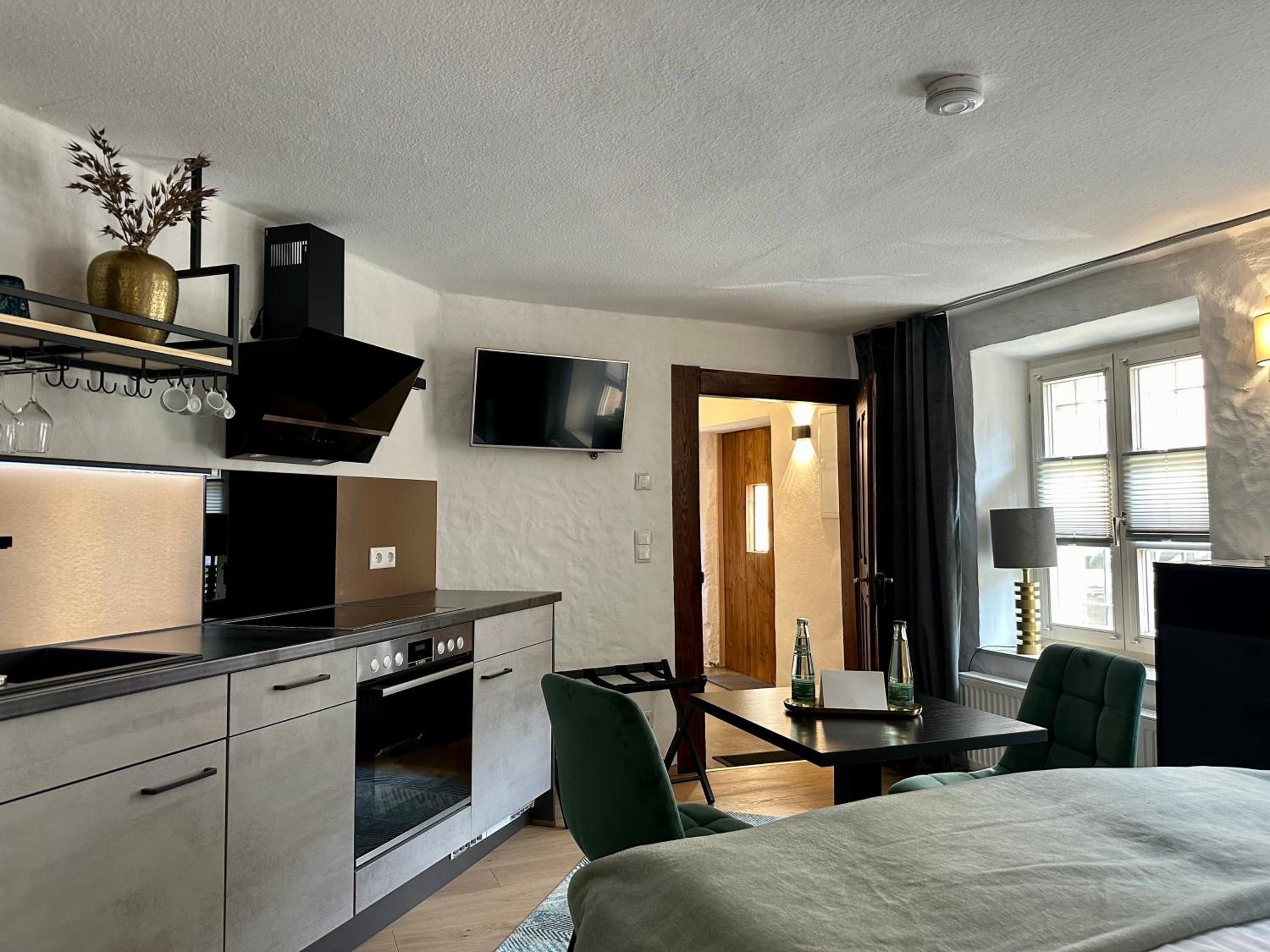 Double Room - Photo 5