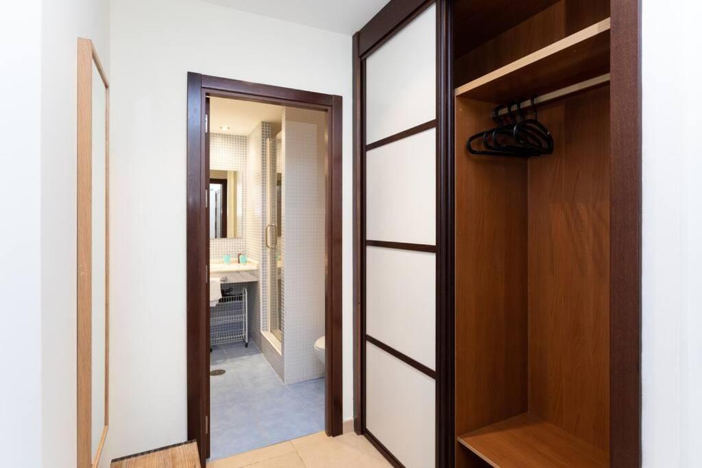 Studio Apartment photo 3
