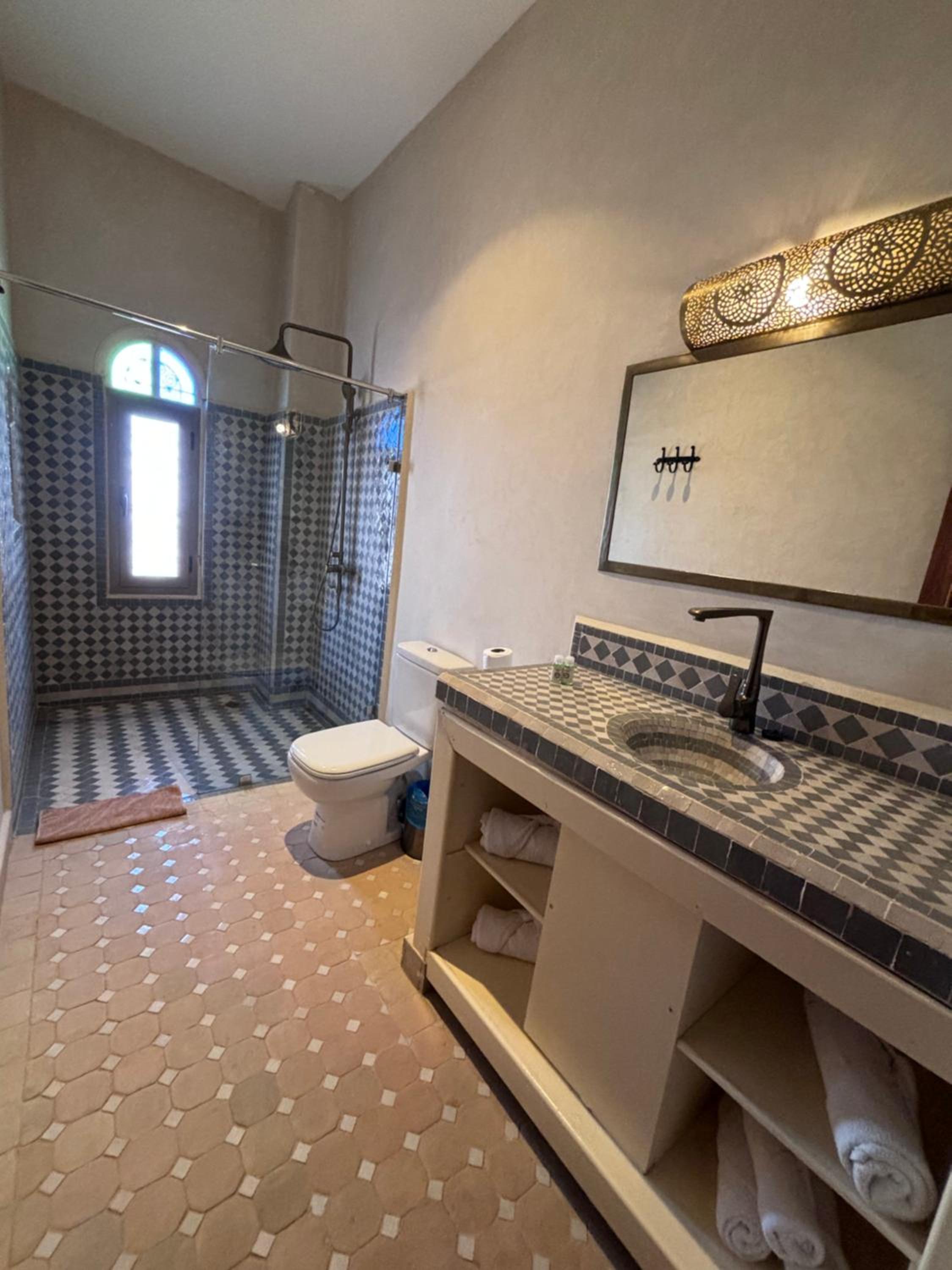 Double Room - Photo 9