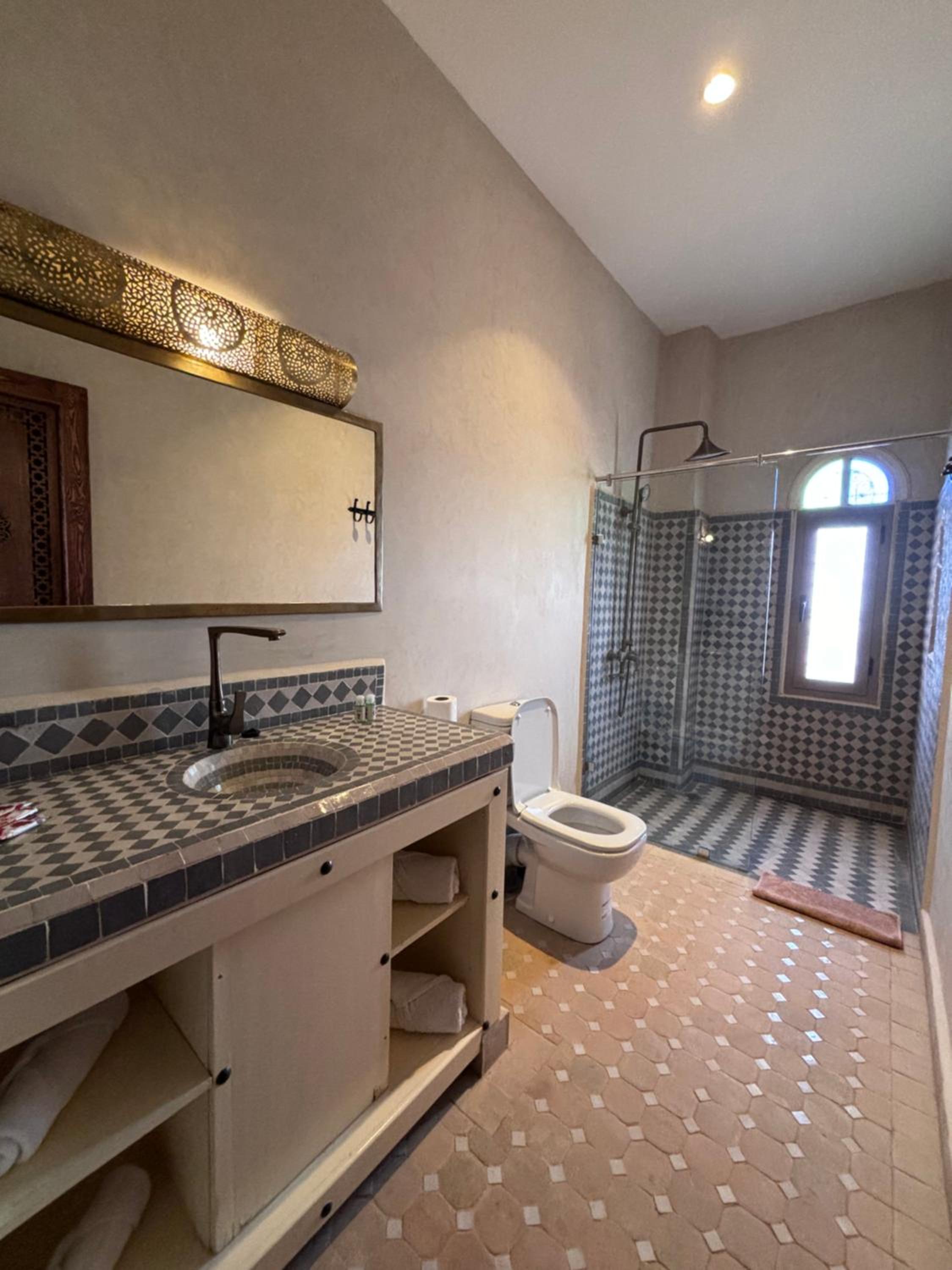 Double Room - Photo 10