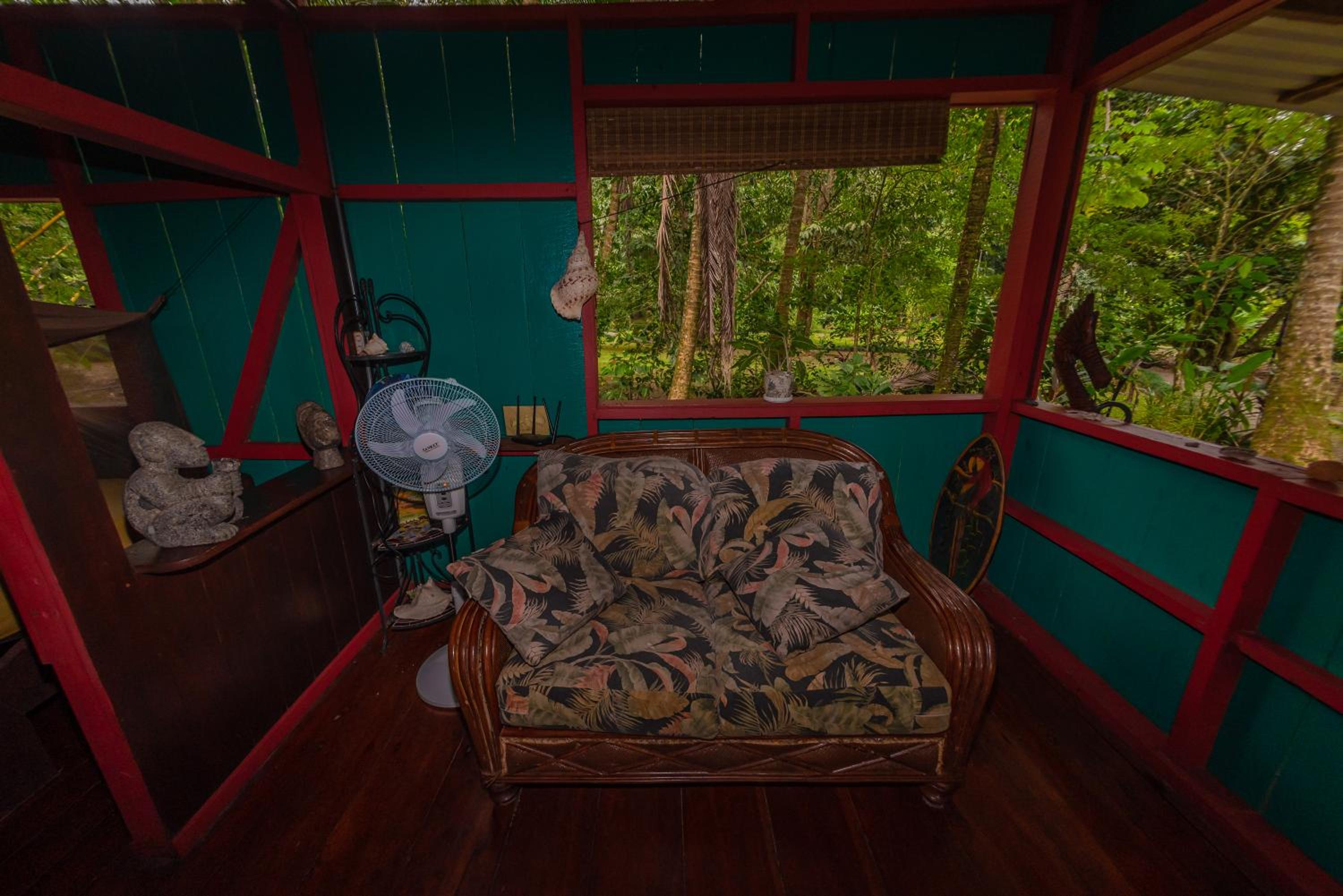 Superior Bungalow photo 2