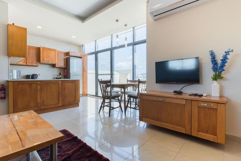 Penthouse Apartment