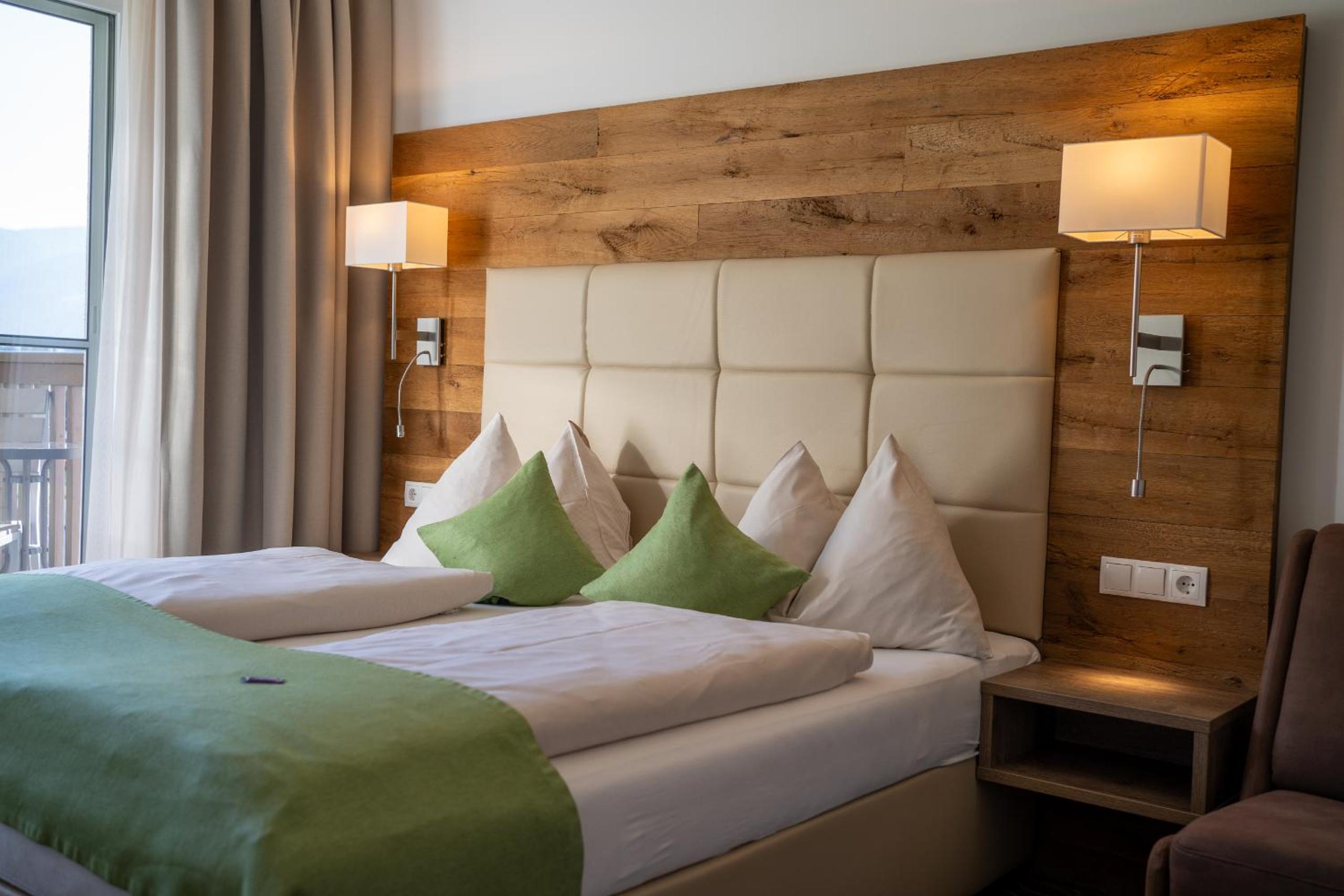 Double or Twin Room photo 2