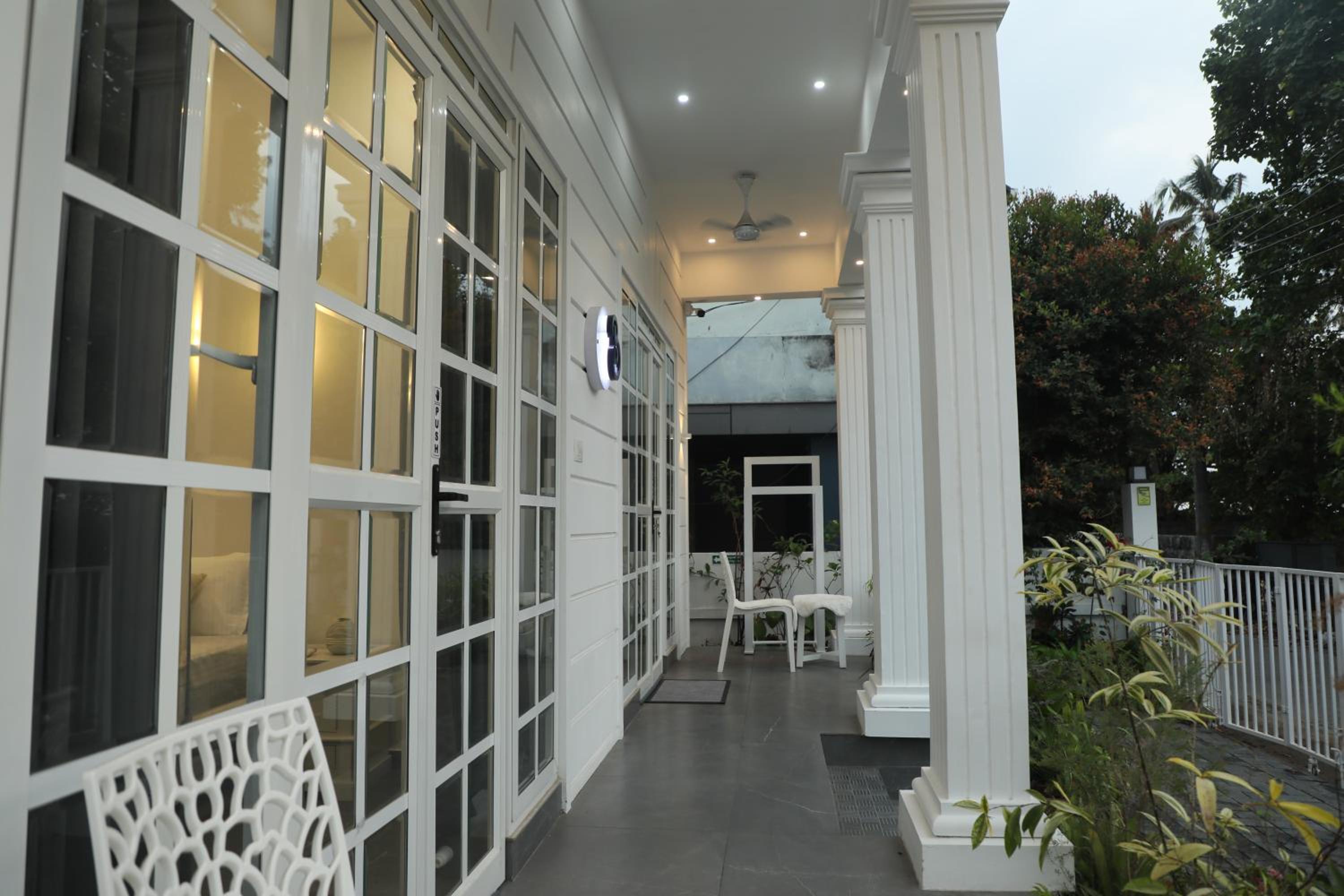 Deluxe Double Room With Sea View photo 3