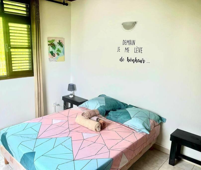 Three-Bedroom House photo 1