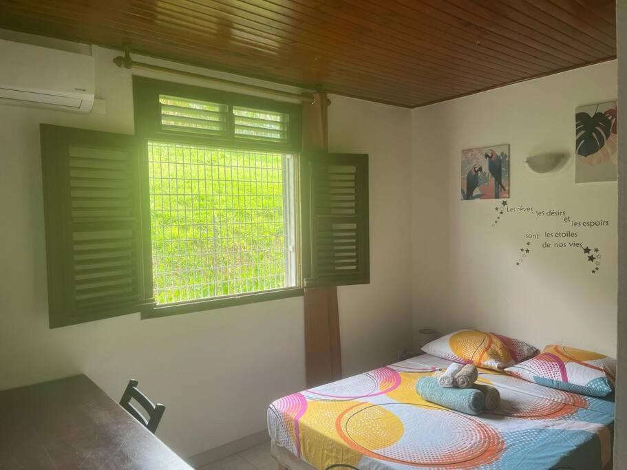 Three-Bedroom House photo 3