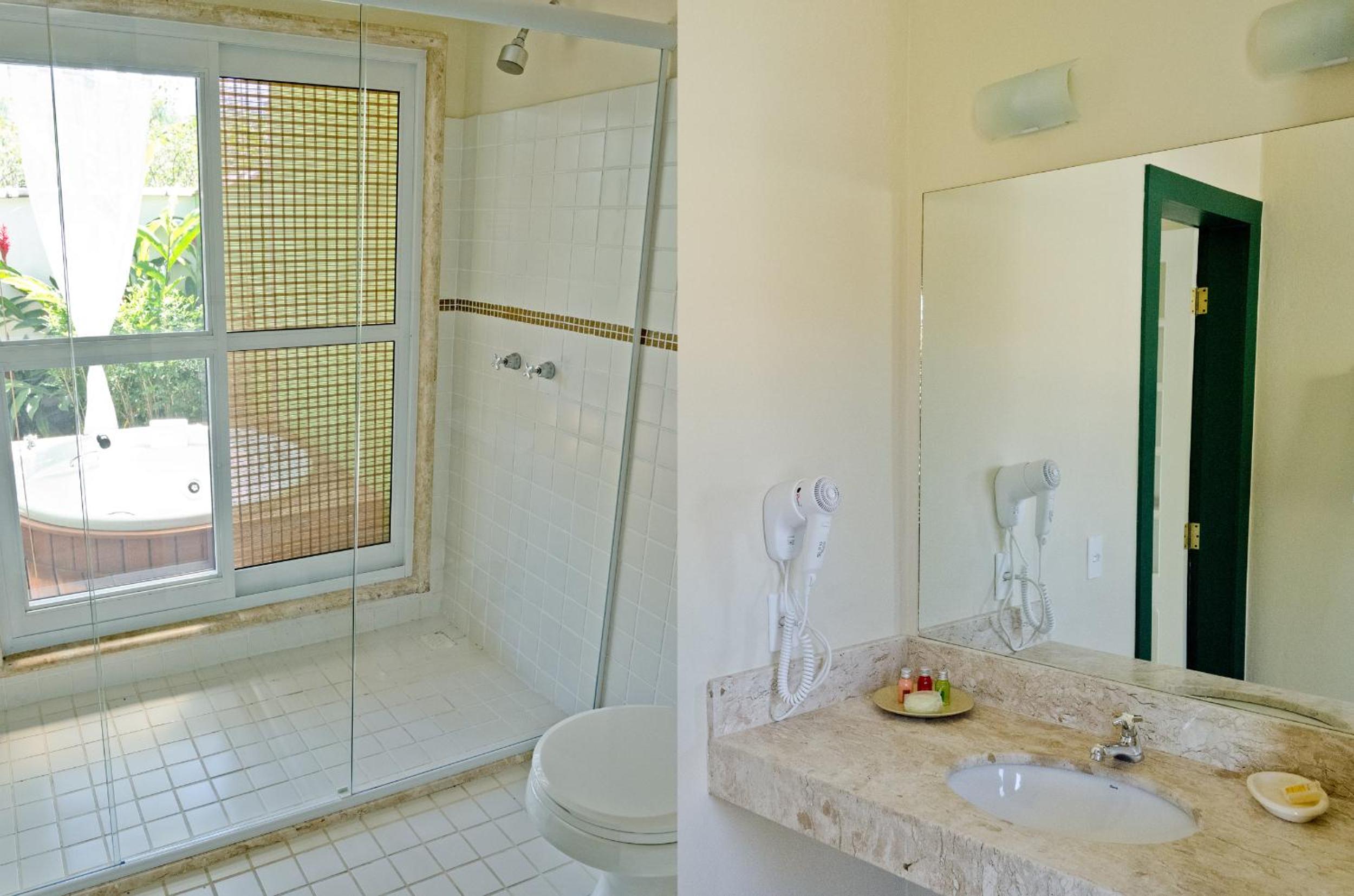 Deluxe Suite with Spa Bath